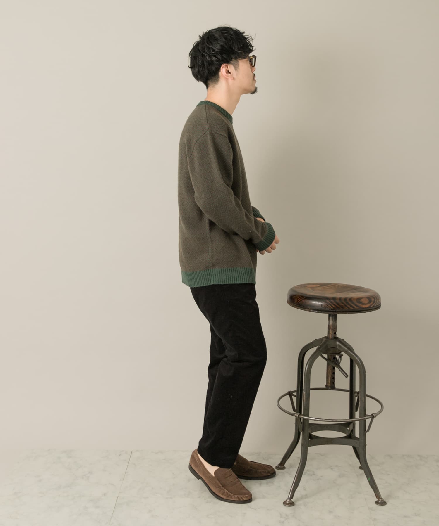 KHAKI
