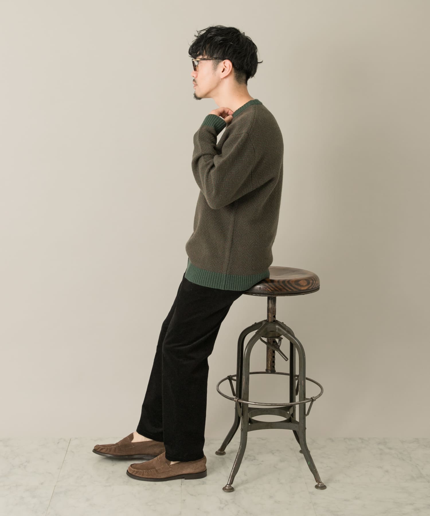 KHAKI