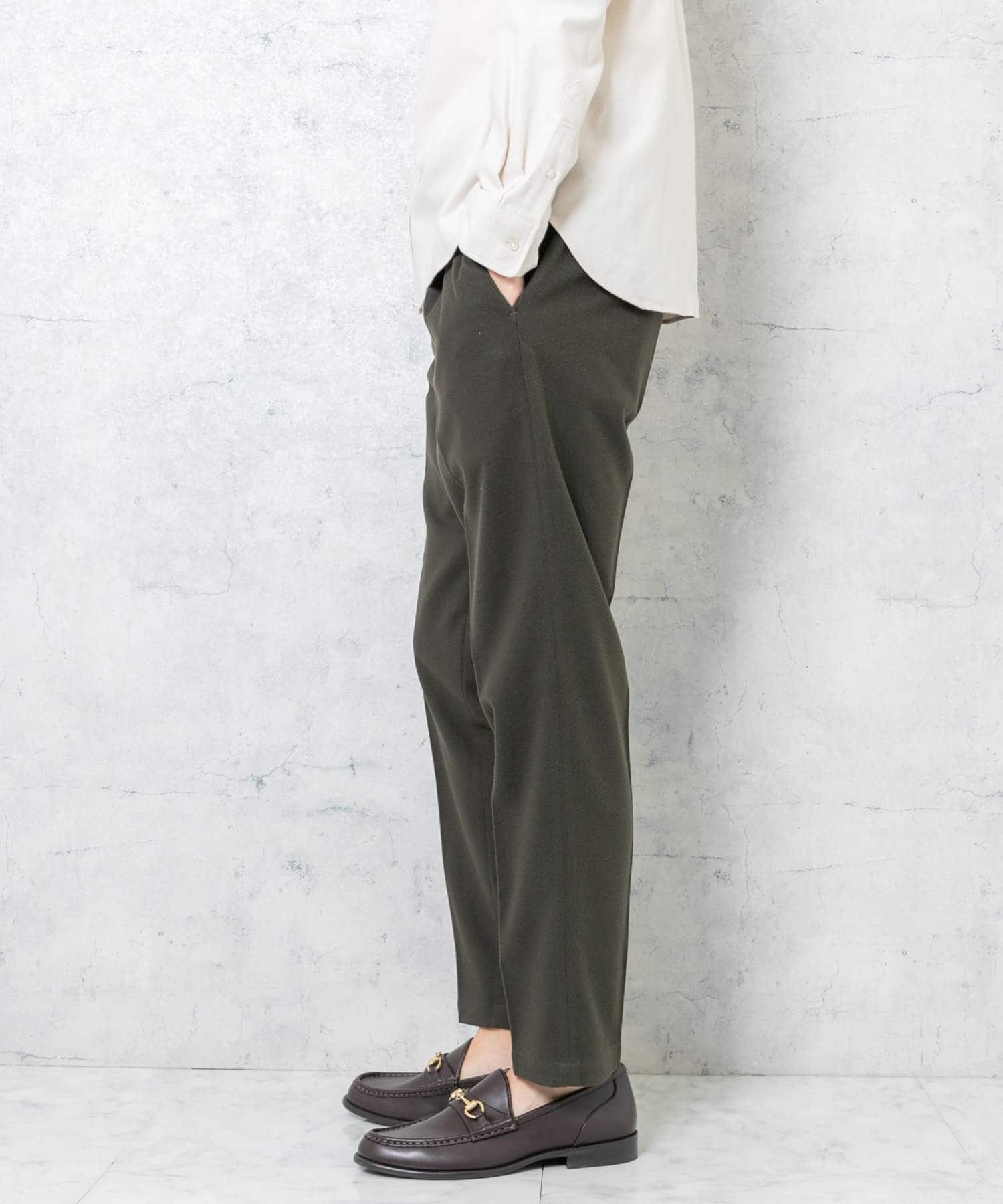 KHAKI