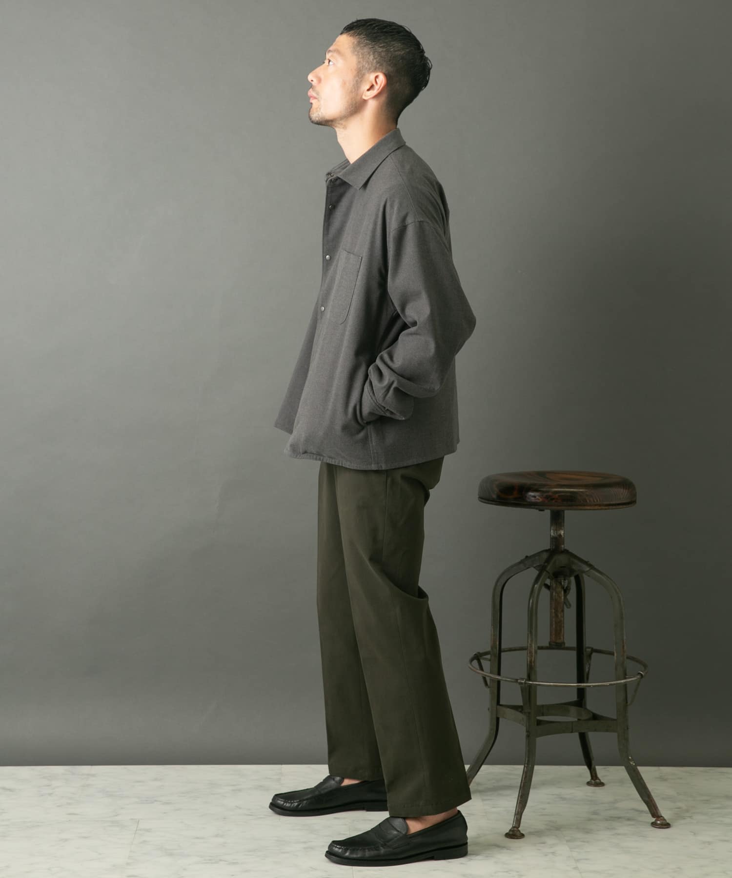 KHAKI