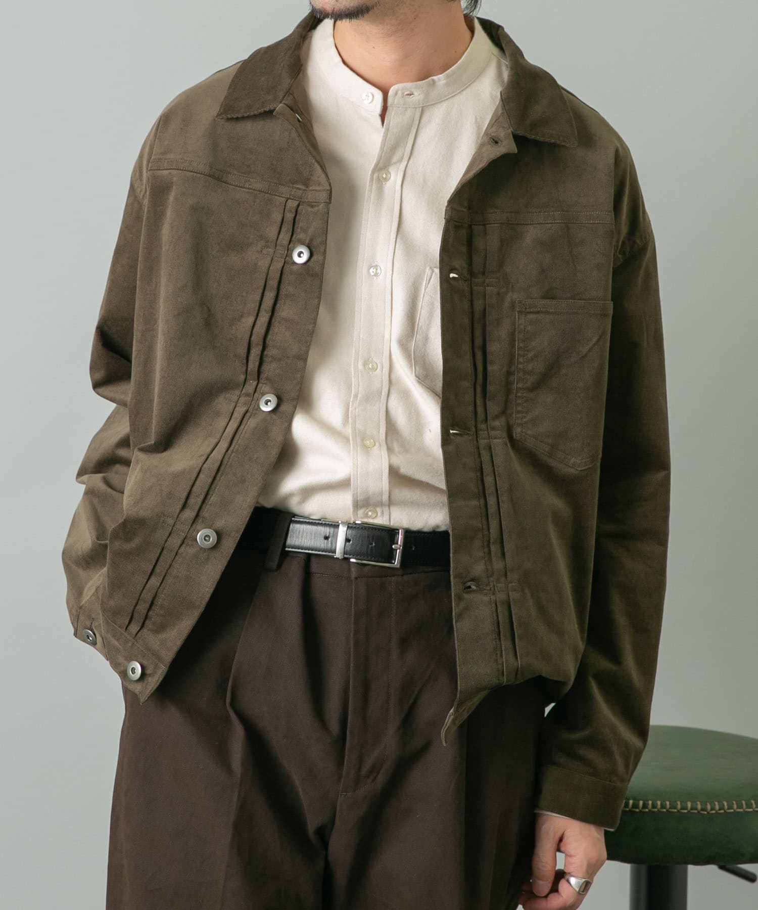 KHAKI