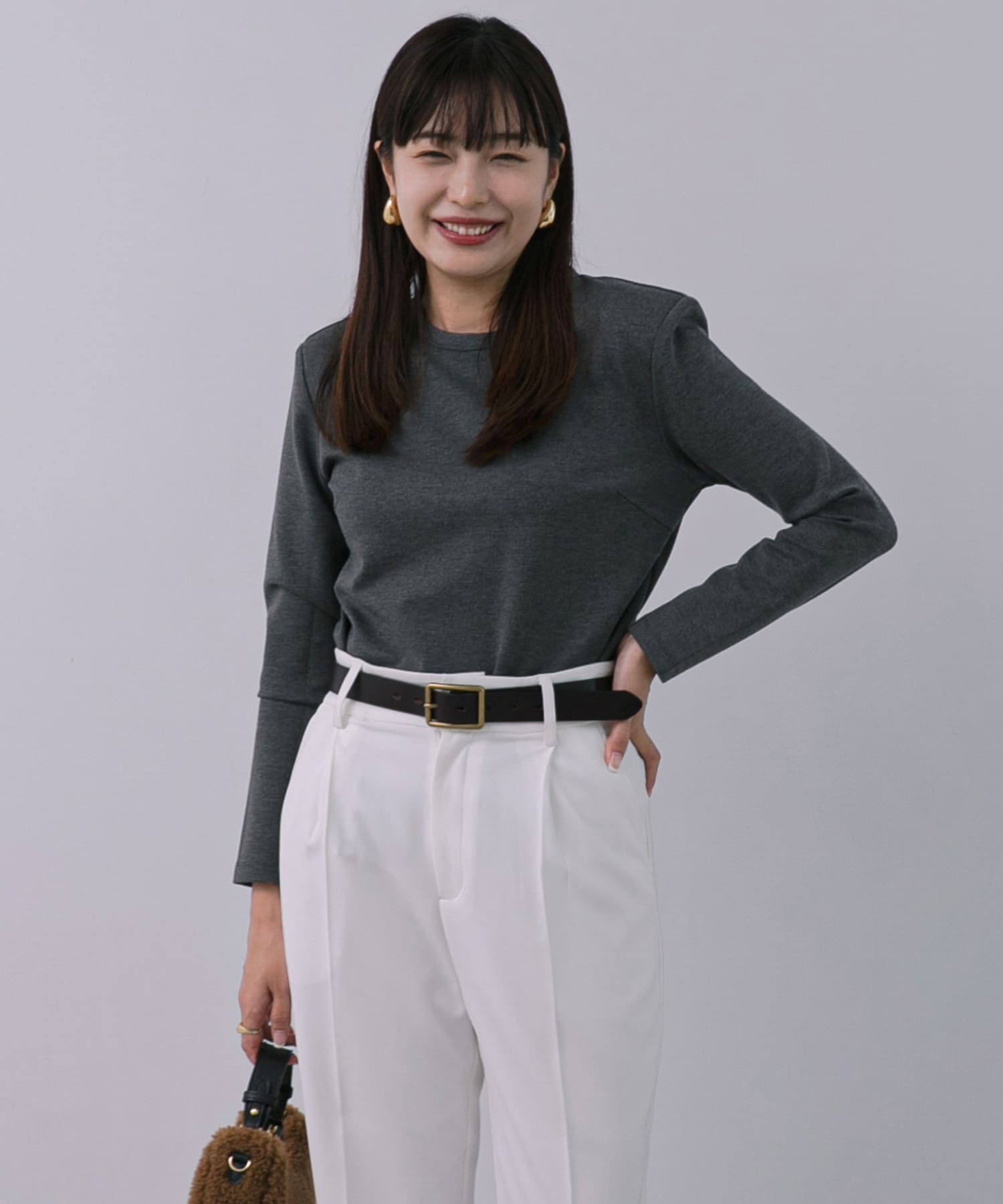 GRAY