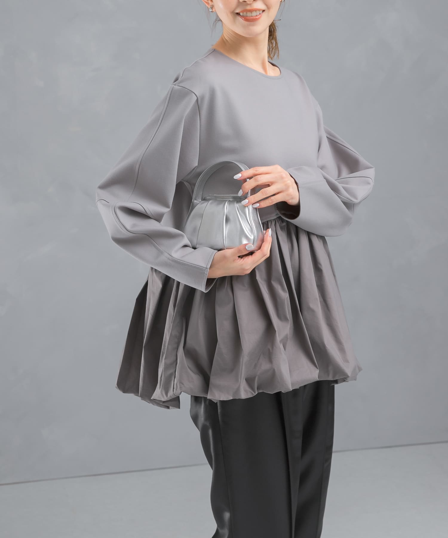 ARTS&SCIENCE アルパカリネン バルーントップス グレー アルパカ混 片畦編み Vネックカーディガン（Bliss bunch）の商品詳細