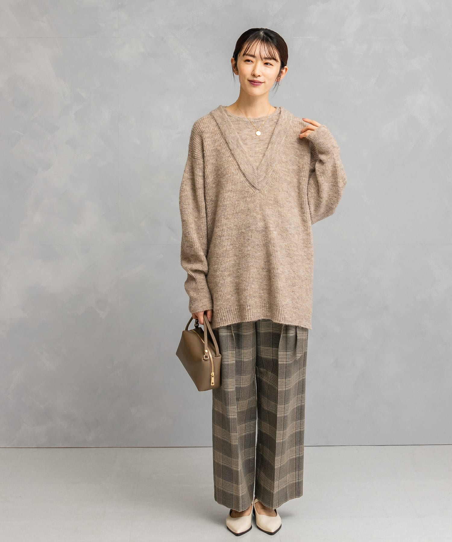 beige
