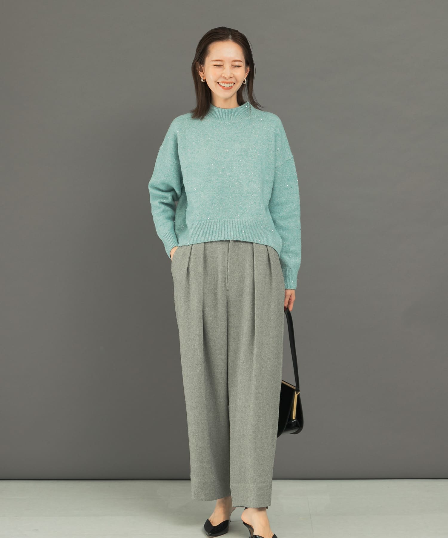 LIGHT BLUE