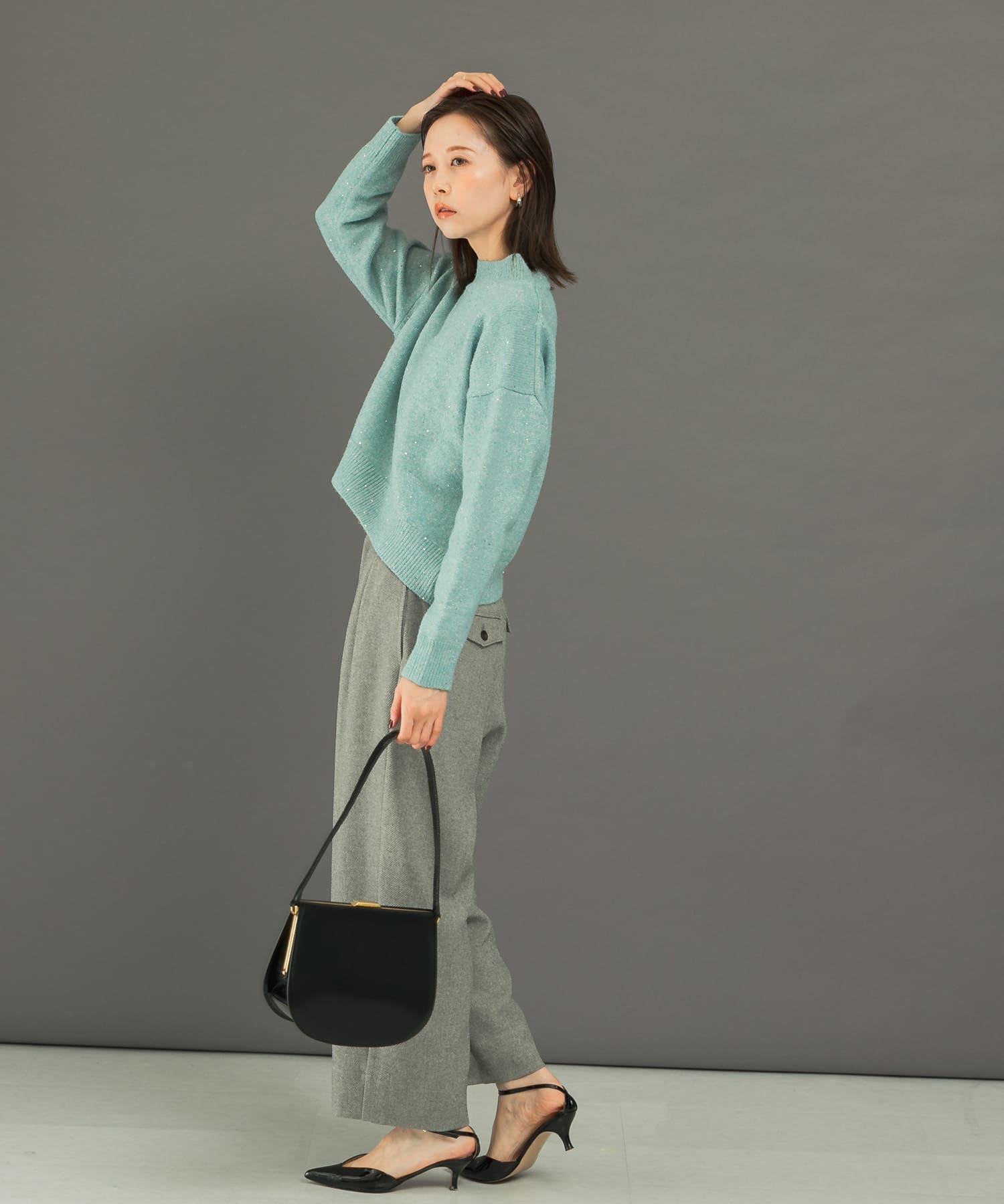 LIGHT BLUE