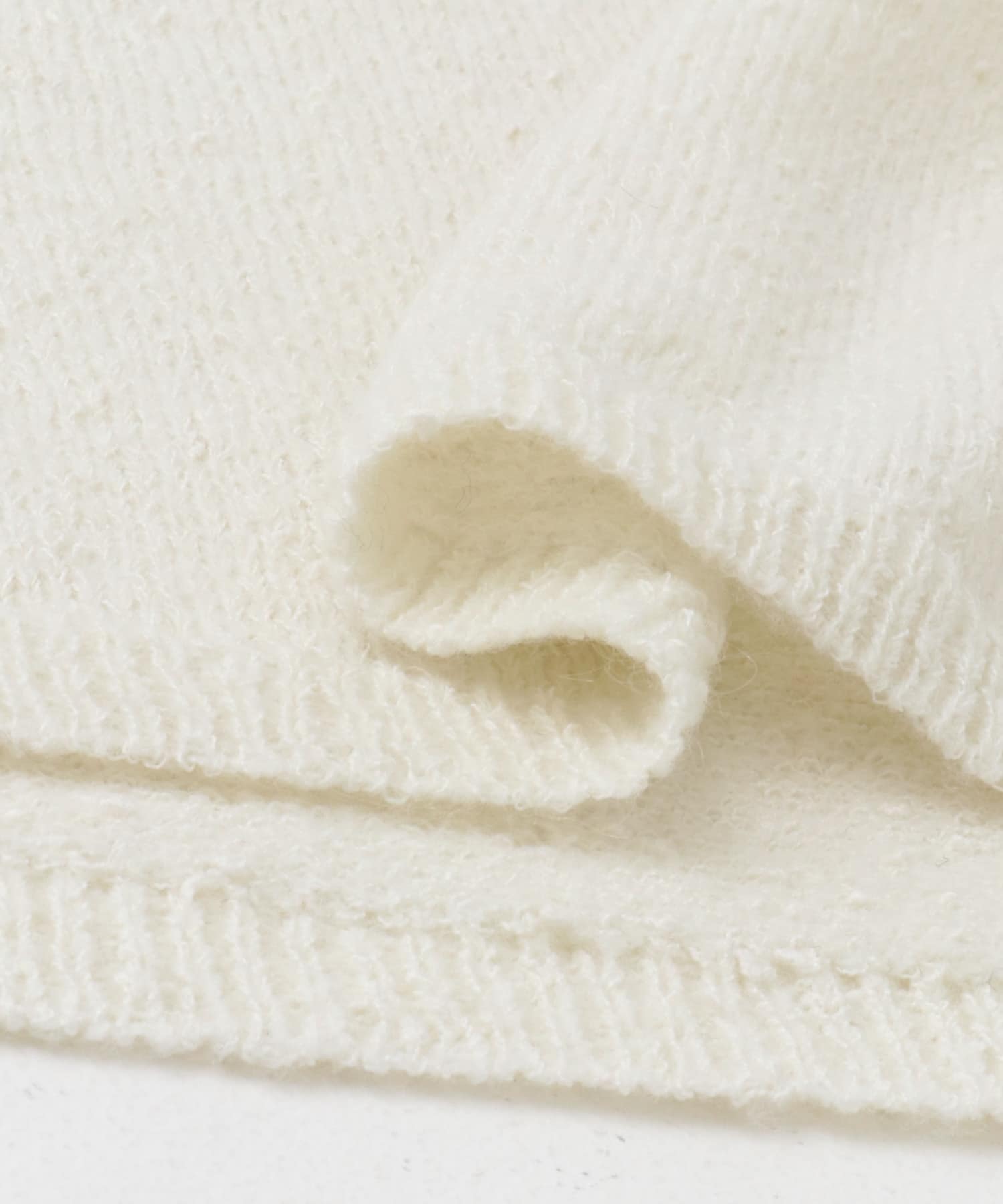 バックリボンニット OFF WHITE FREE