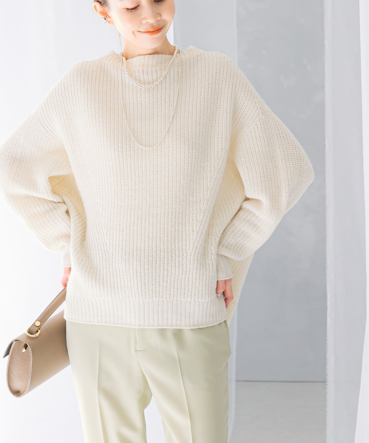 ボートネックバックスリット畦ニット(FREE OFF WHITE): トップス