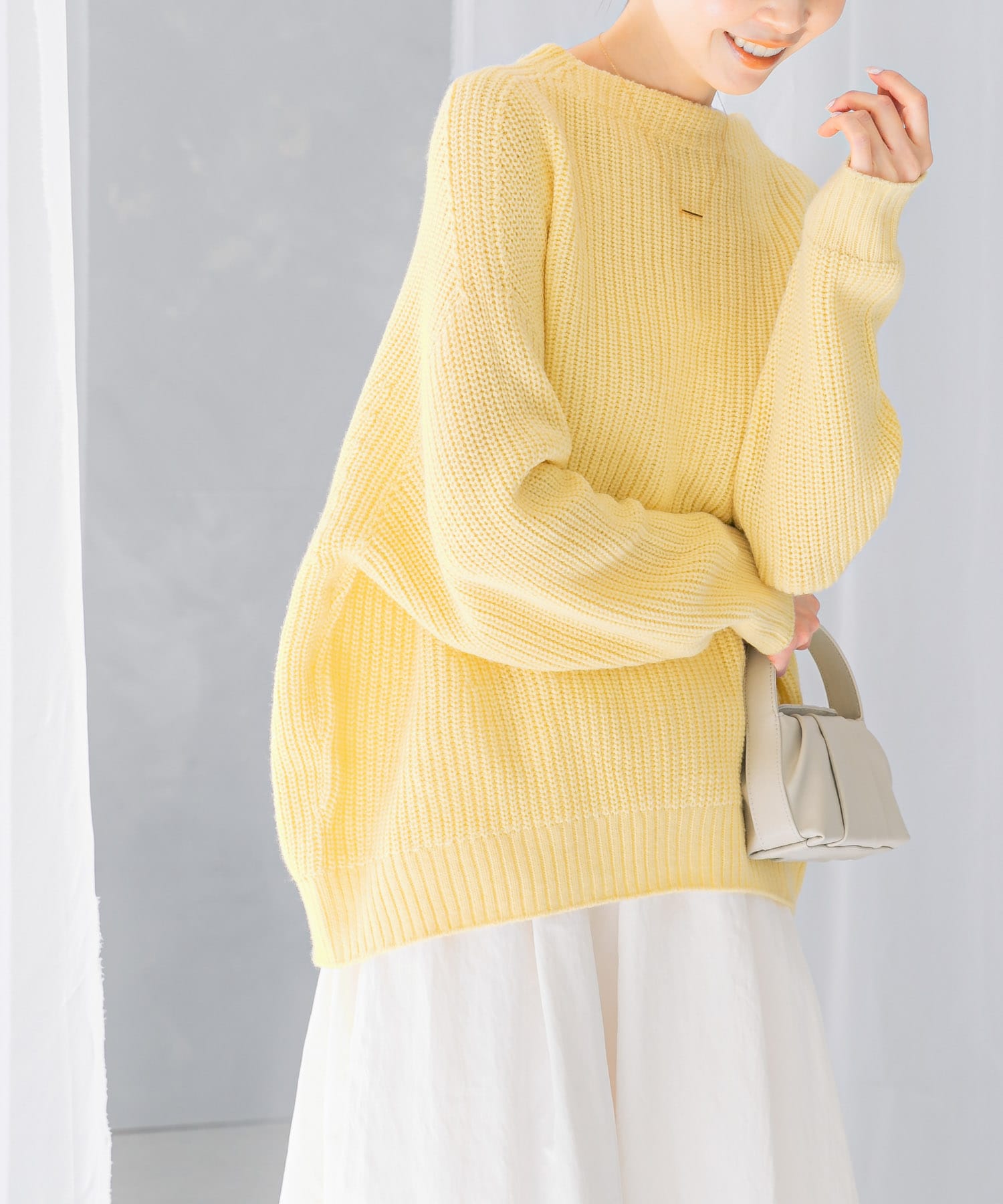 ボートネックバックスリット畦ニット