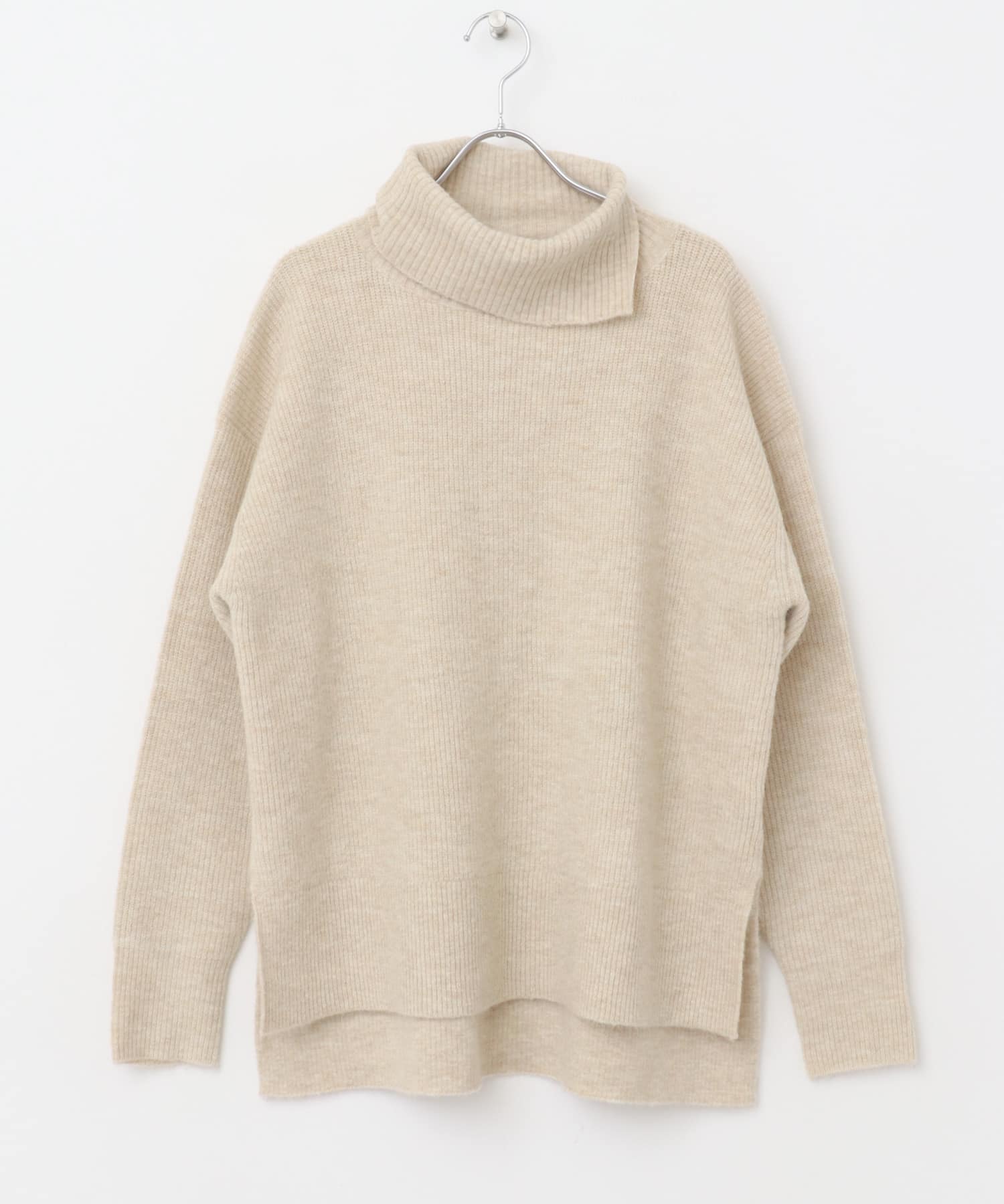スリットタートルネックニット L.BEIGE FREE
