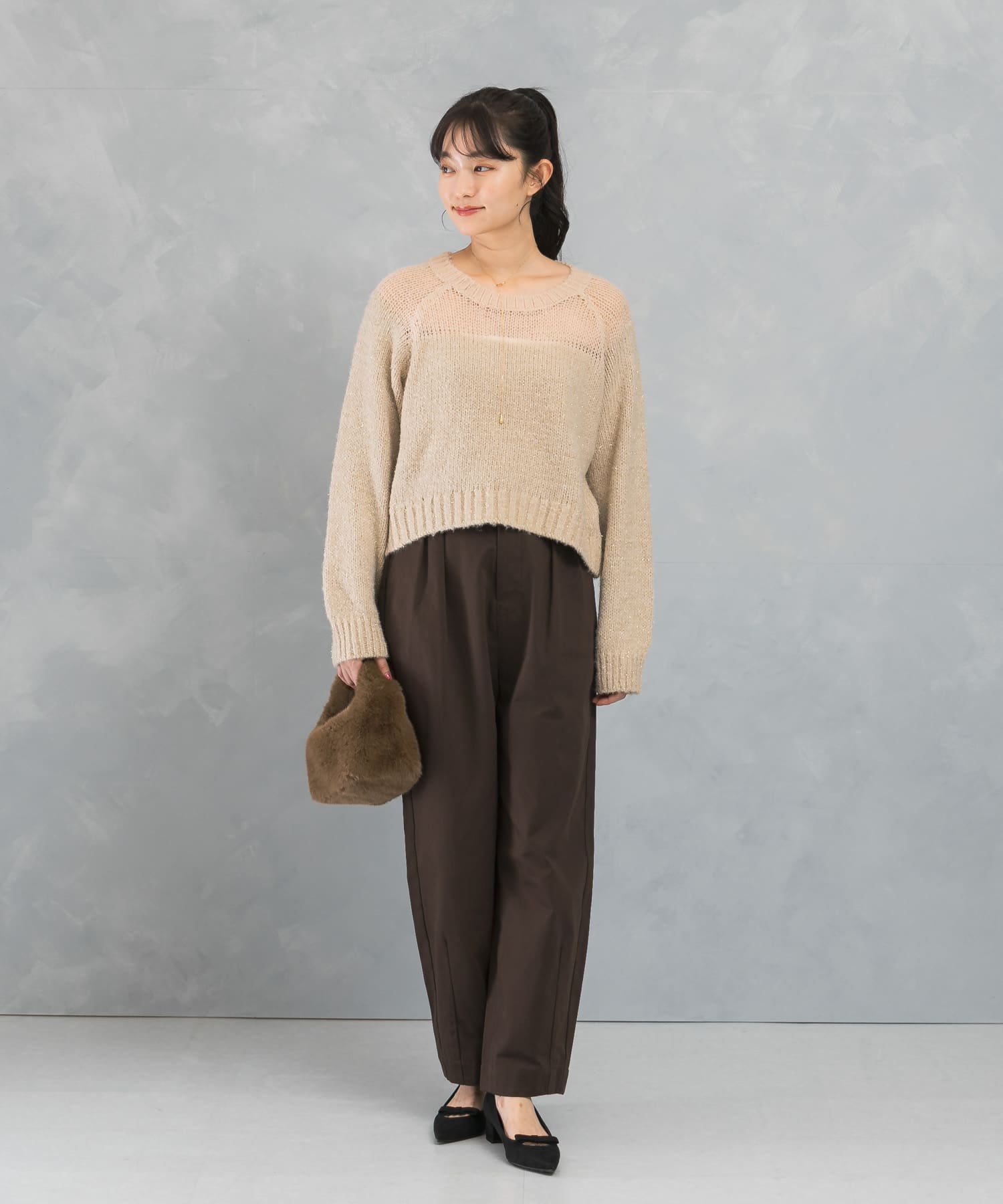 BEIGE