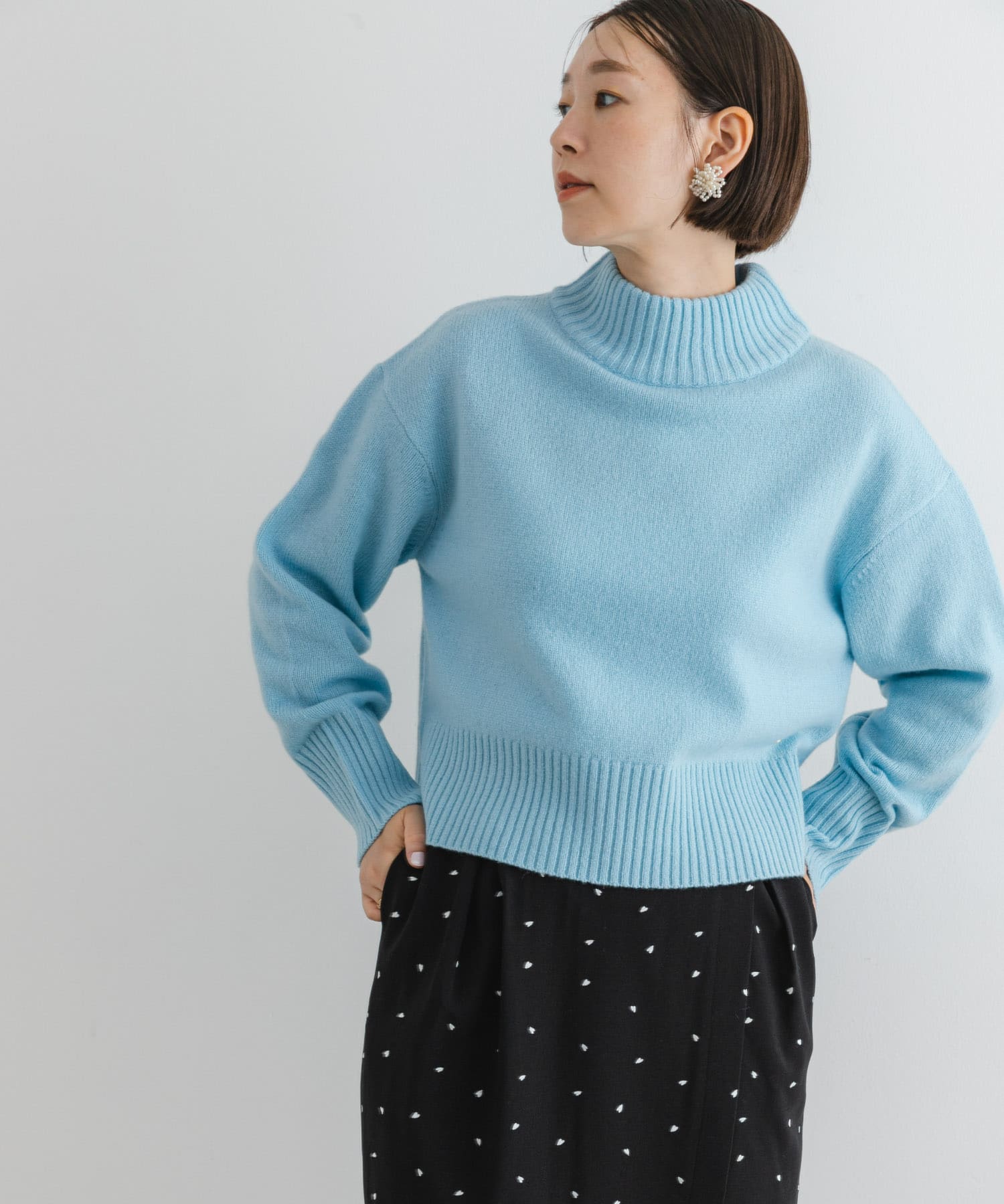 AQUA BLUE