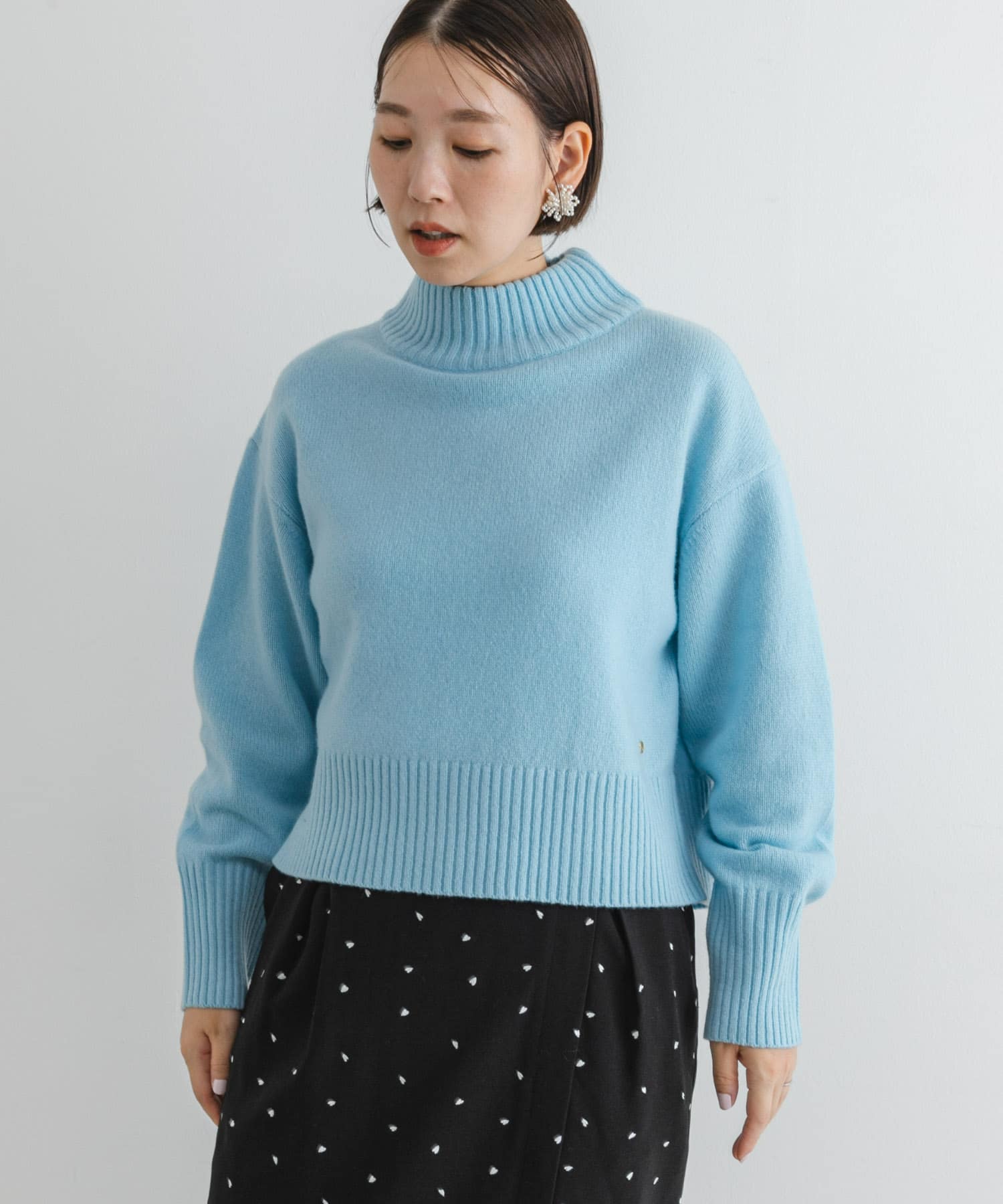 AQUA BLUE
