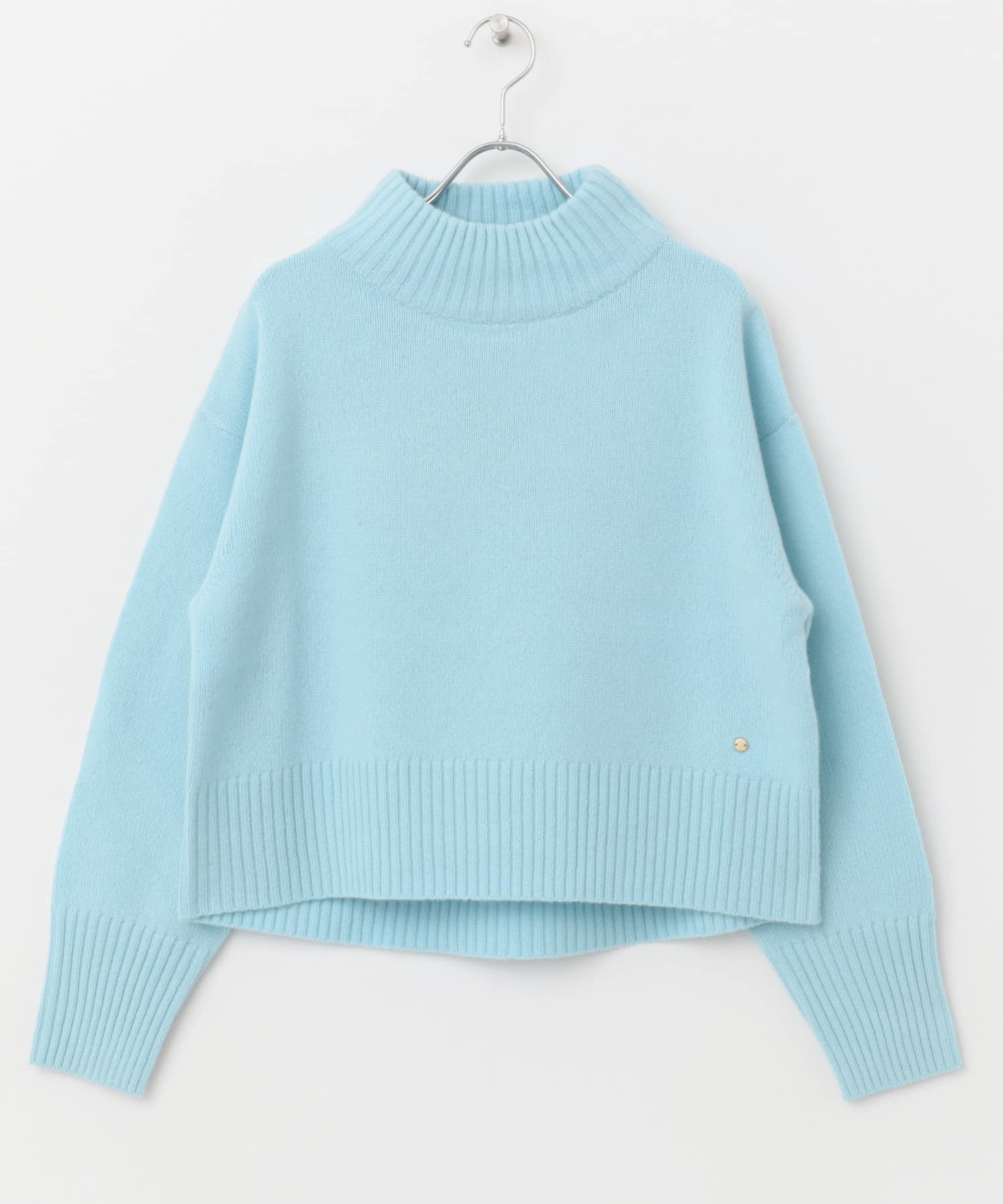 AQUA BLUE