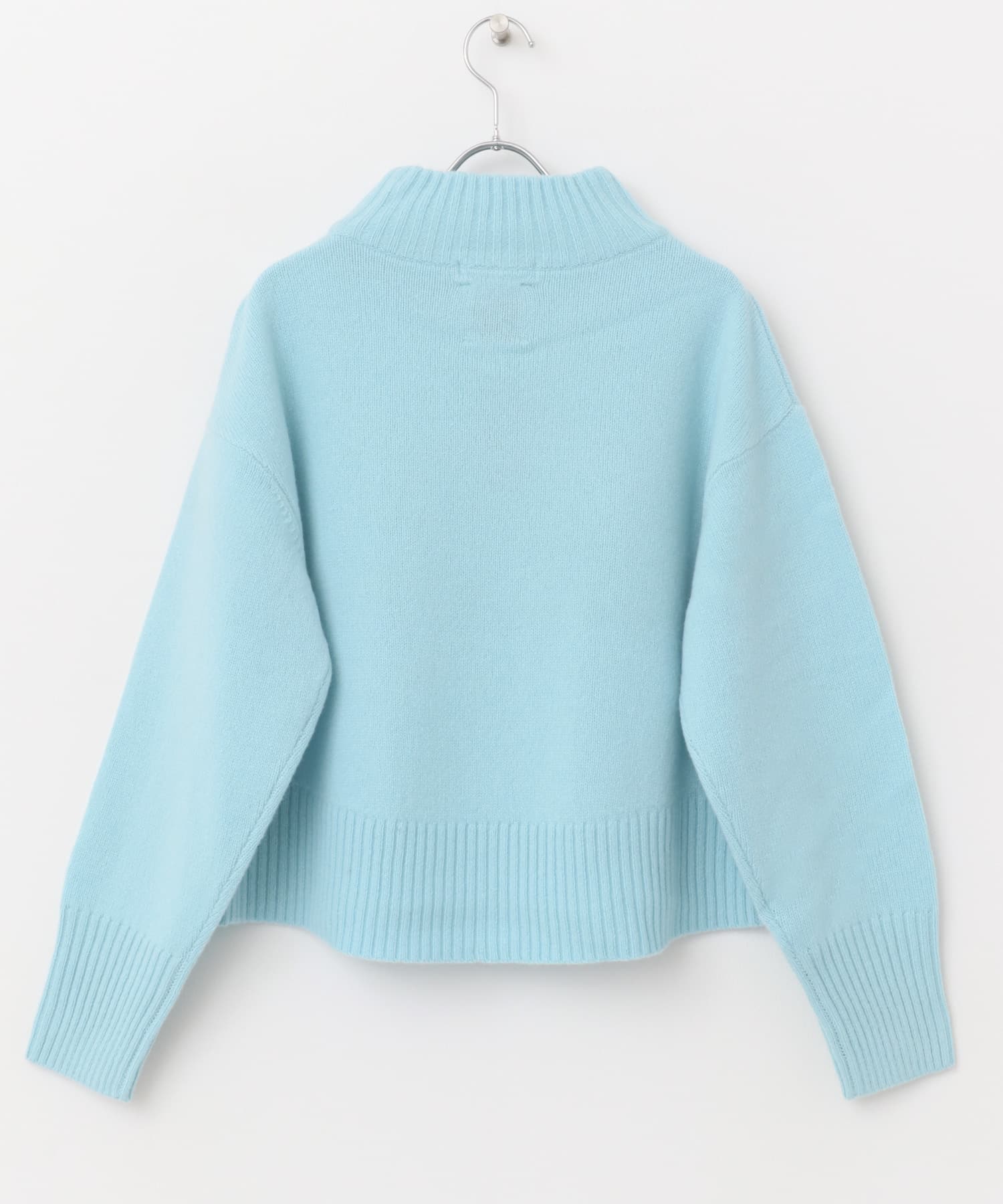 AQUA BLUE