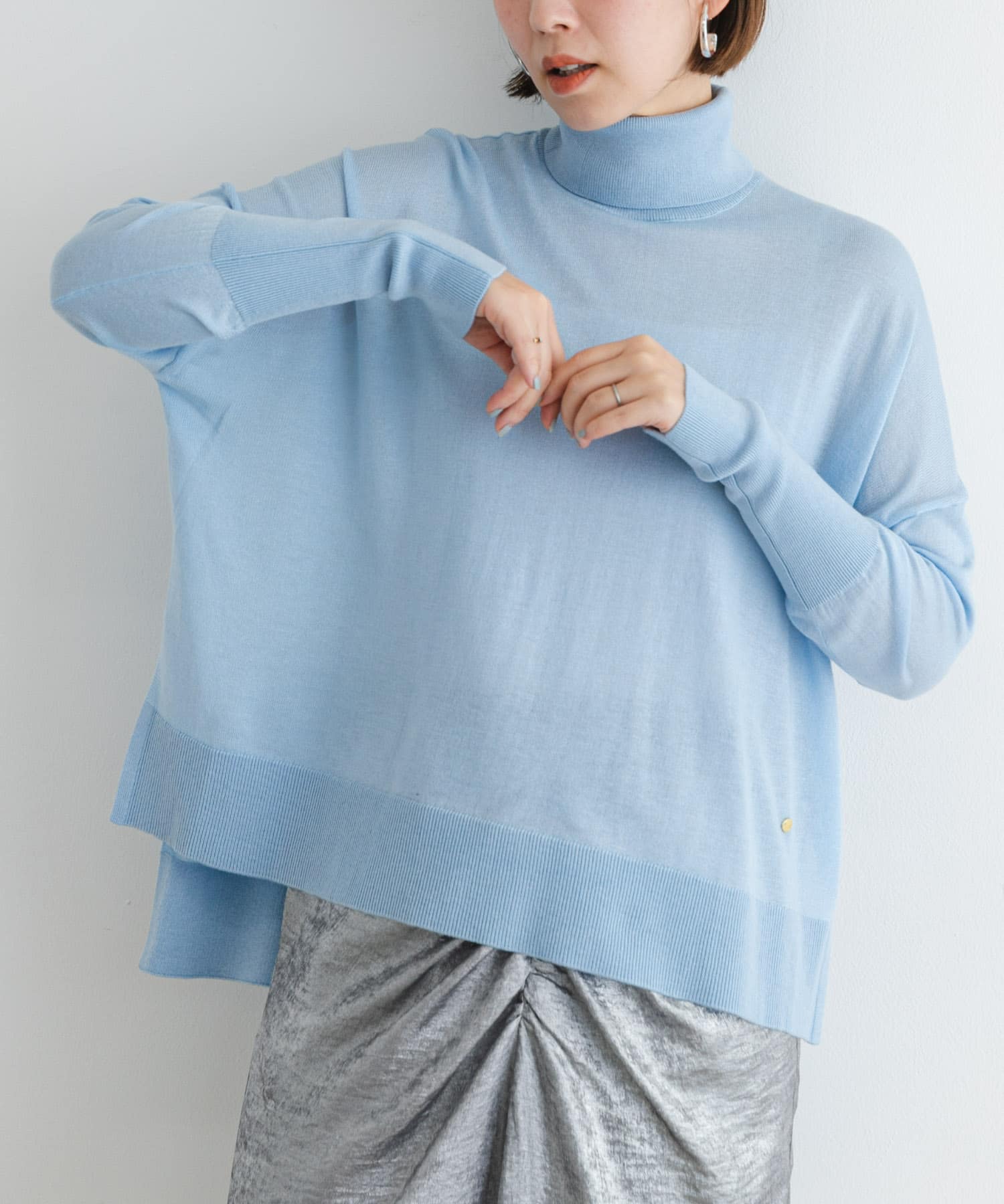 AQUA BLUE