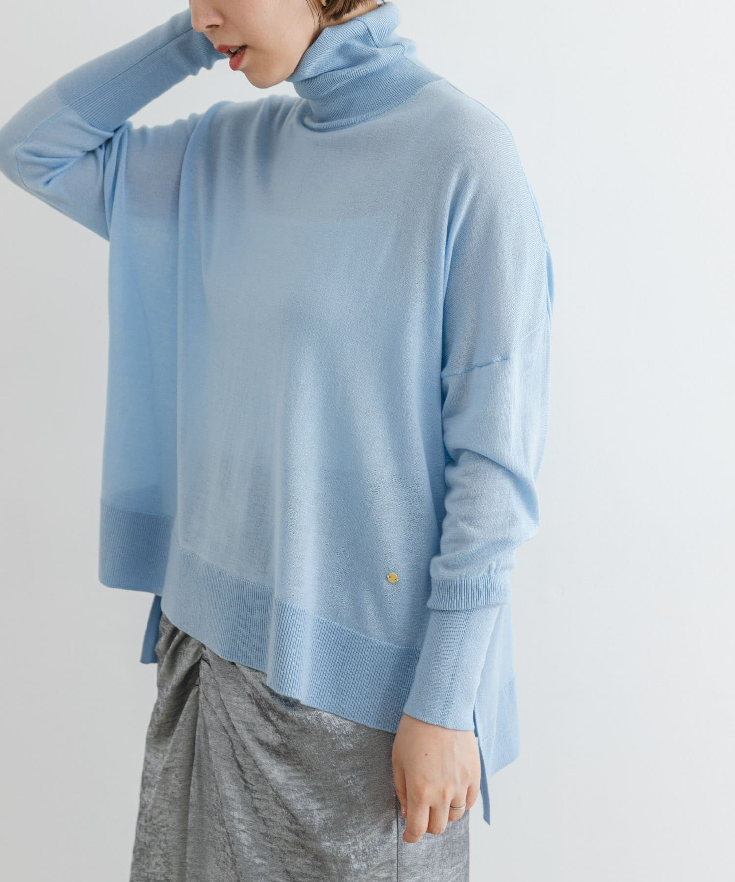 AQUA BLUE