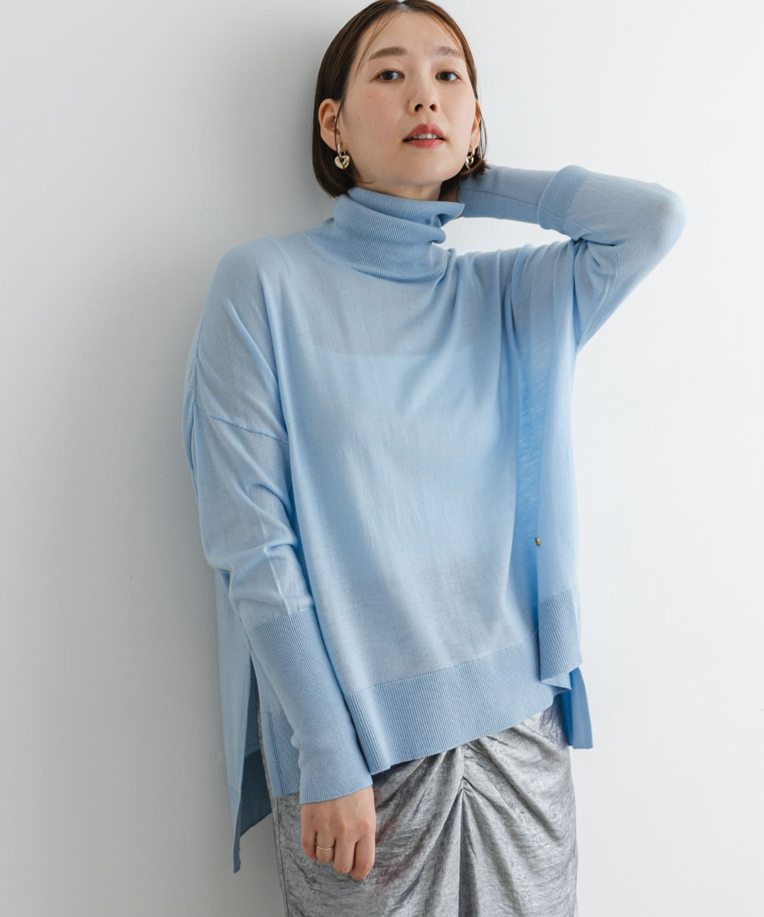 AQUA BLUE