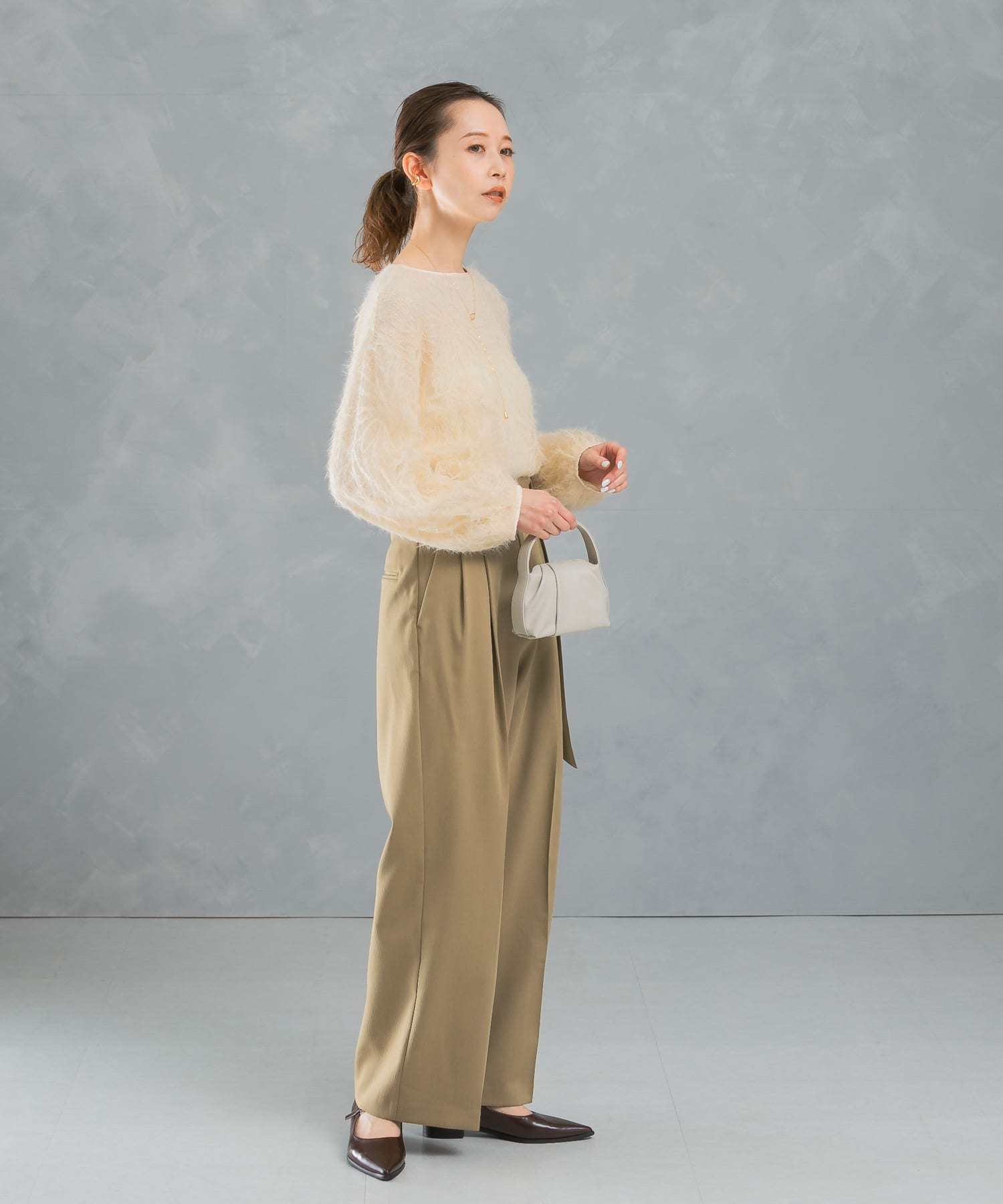 IVORY