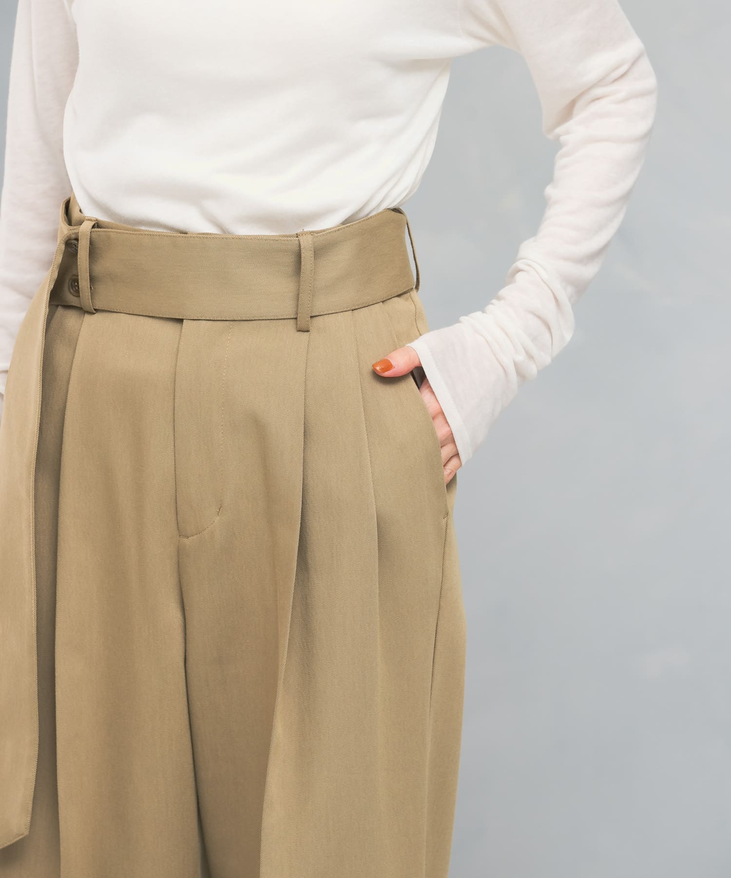 beige