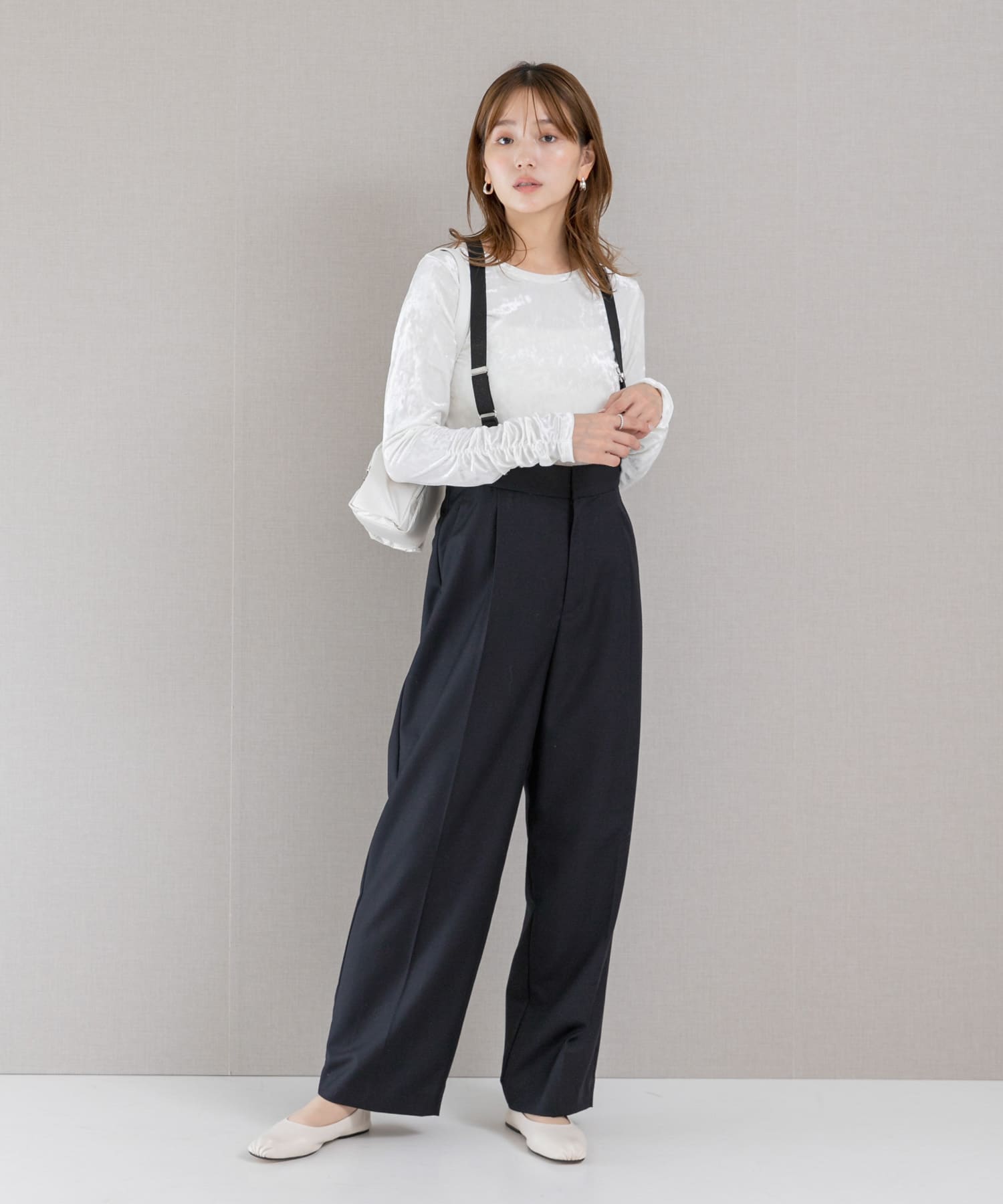 身長：168cm サイズ：38