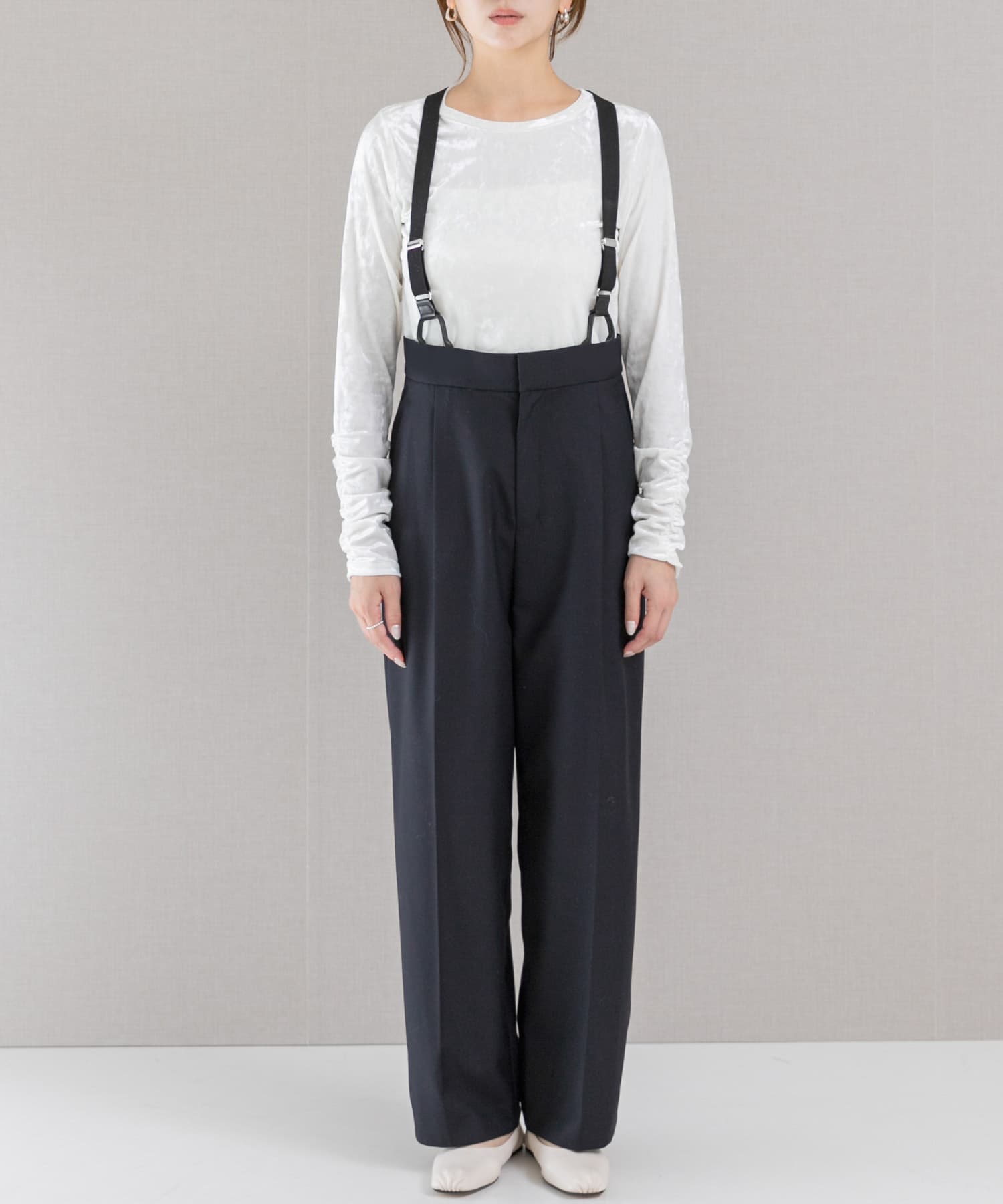 身長：168cm サイズ：38