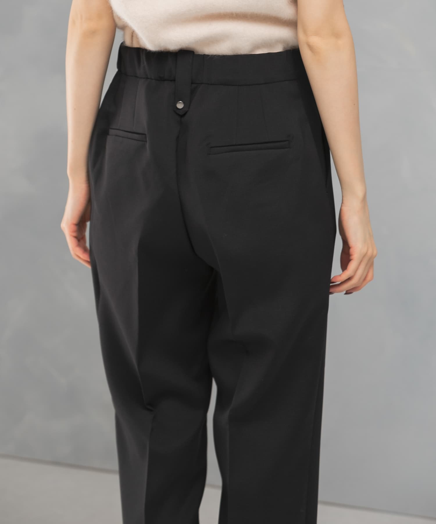 身長：165cm サイズ：38