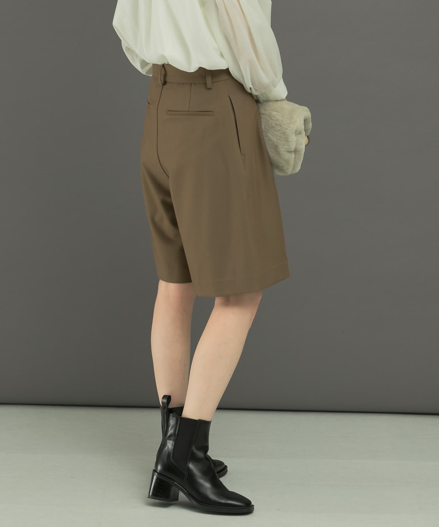身長：165cm サイズ：38
