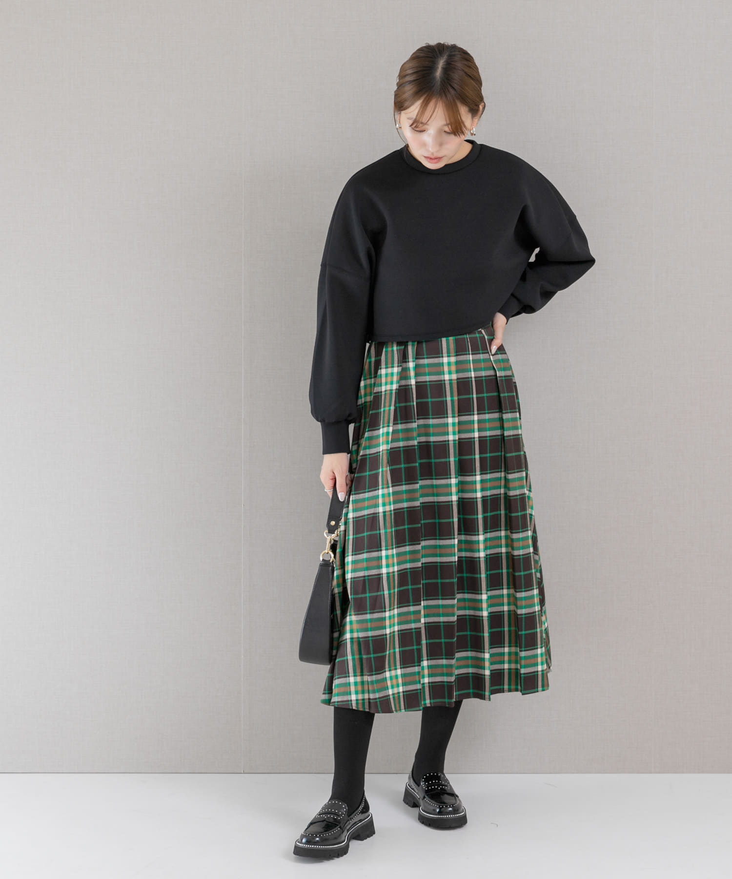 身長：168cm サイズ：38