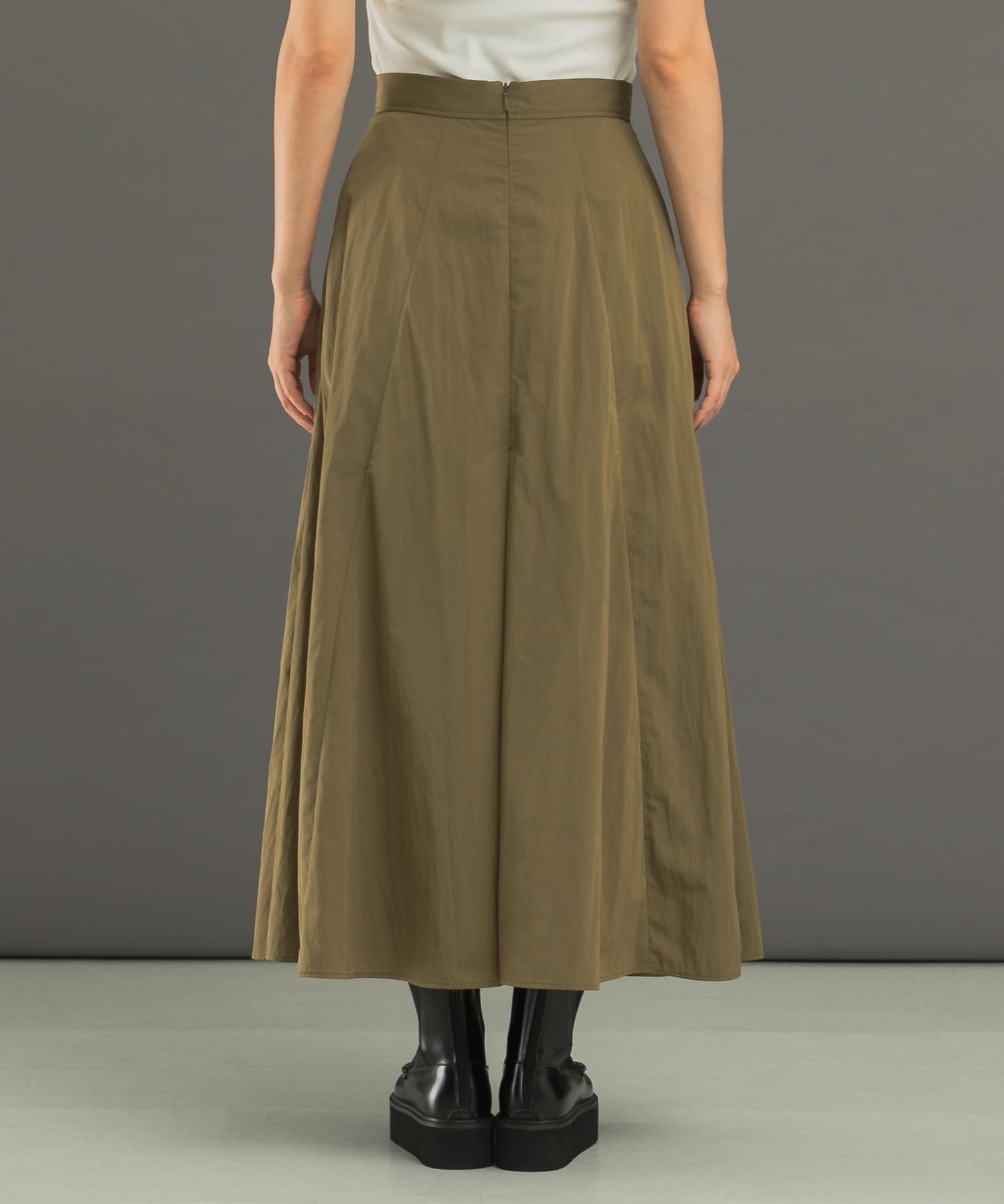 身長：165cm サイズ：38