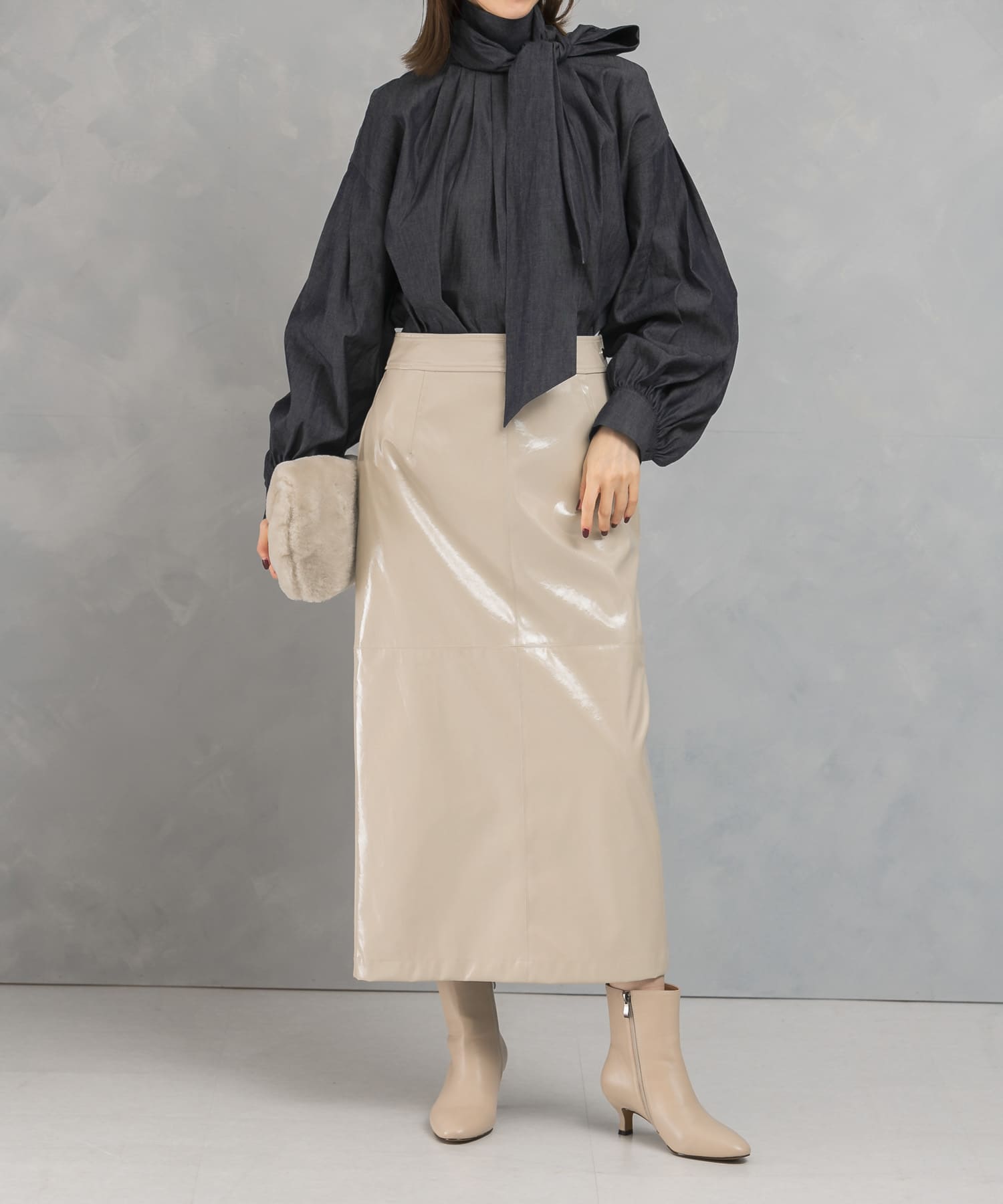 L.BEIGE