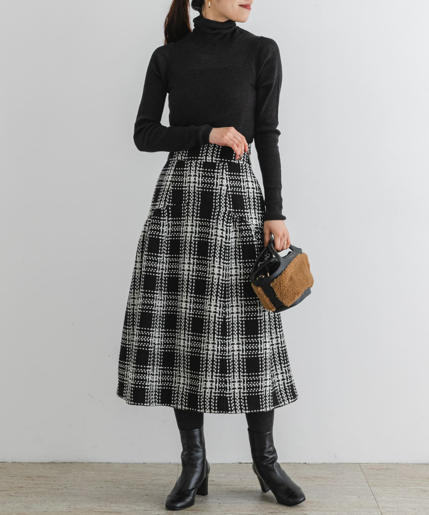 身長：163cm サイズ：38