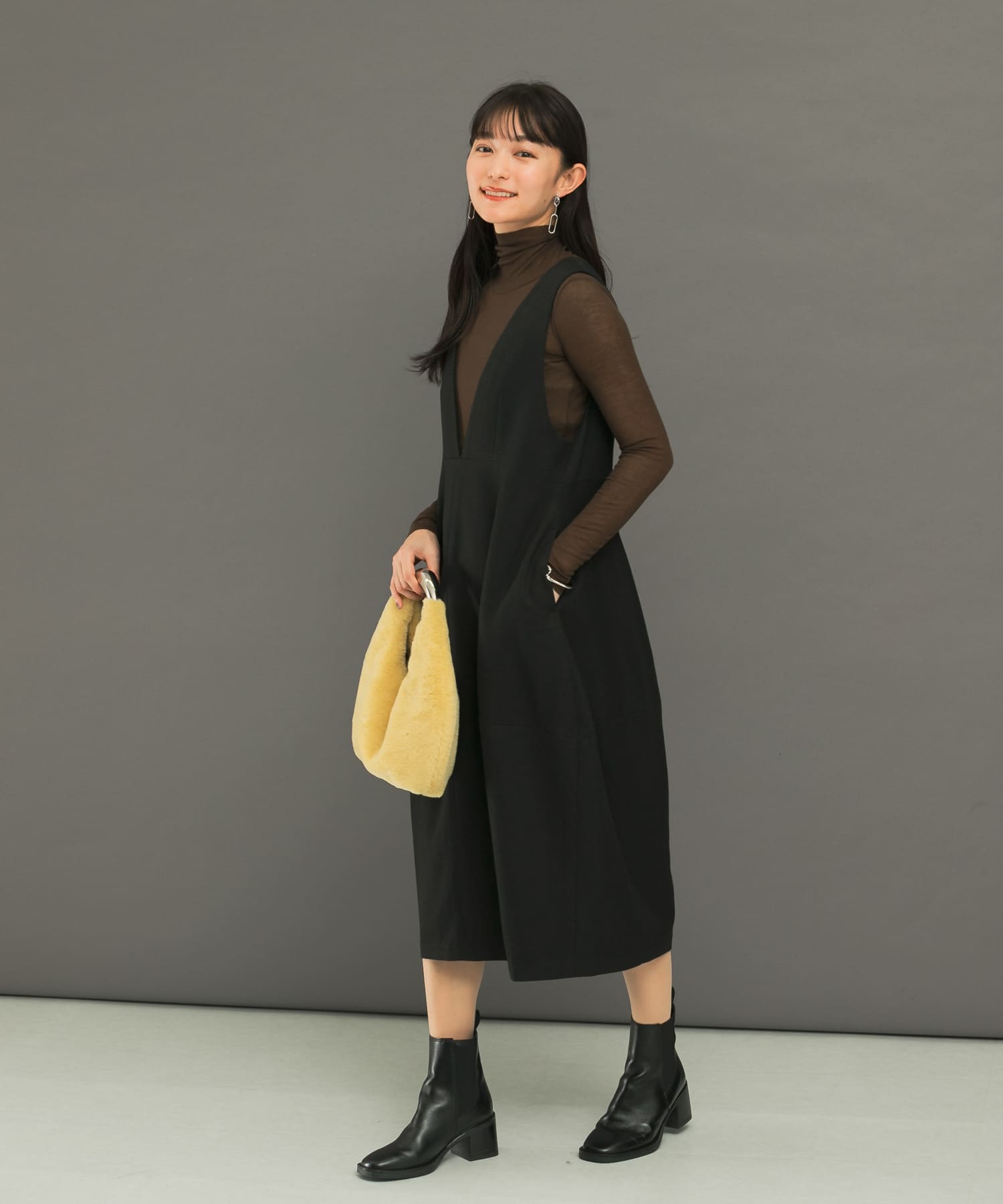 身長：165cm サイズ：38