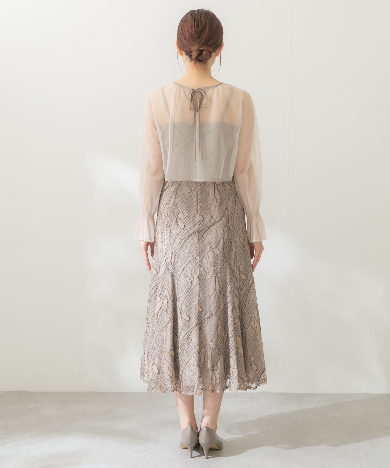 beige
