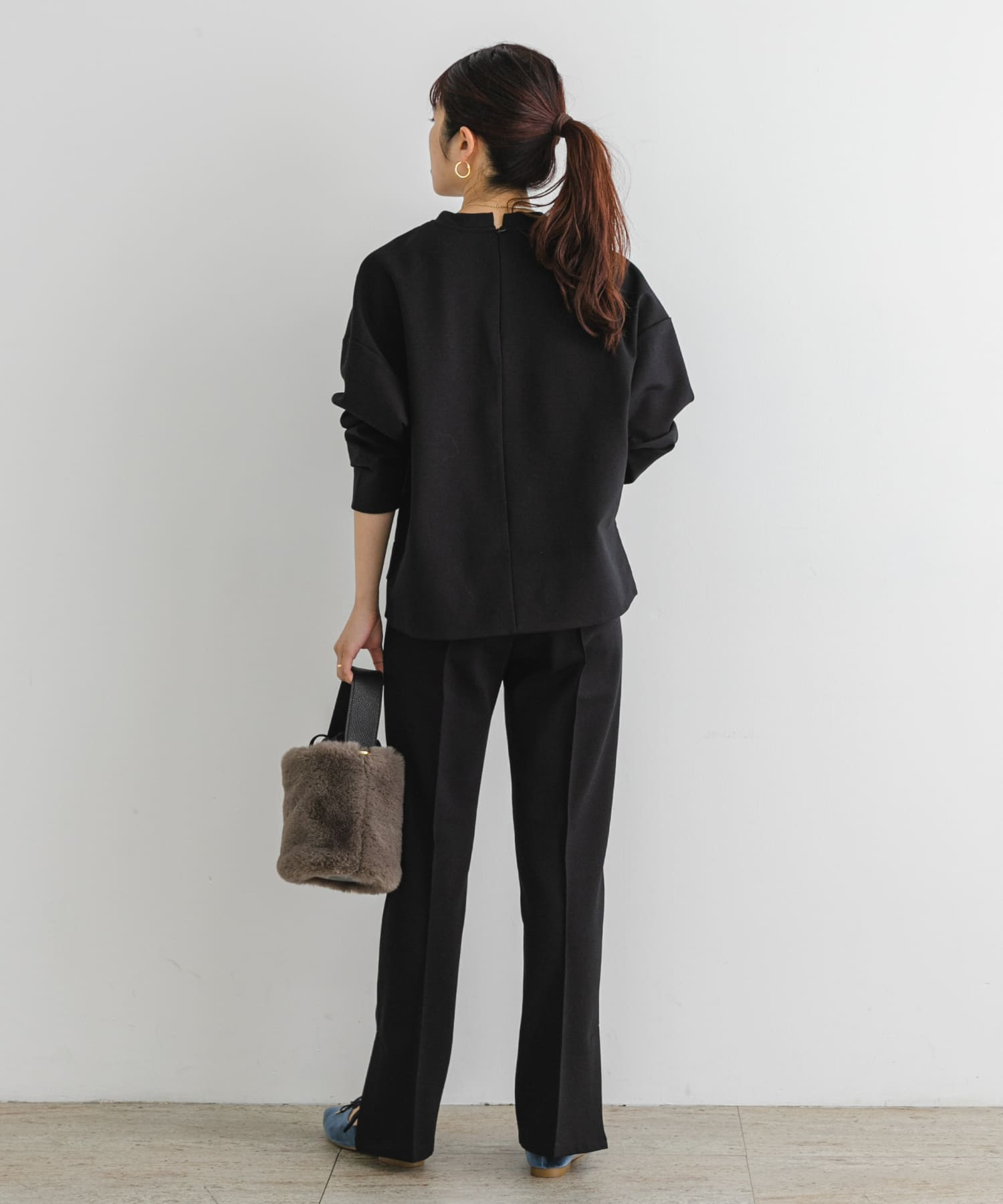 身長：163cm サイズ：38