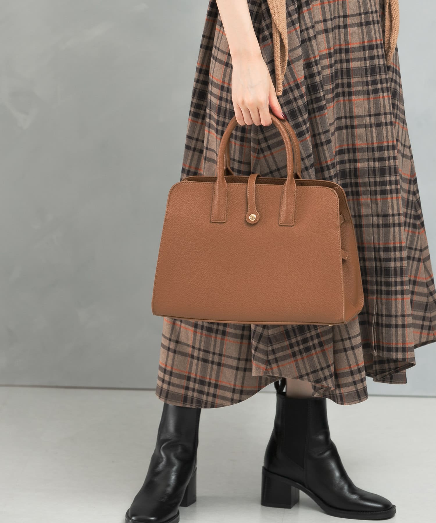 『再入荷』ベルト付ステッチトートバッグ BROWN -