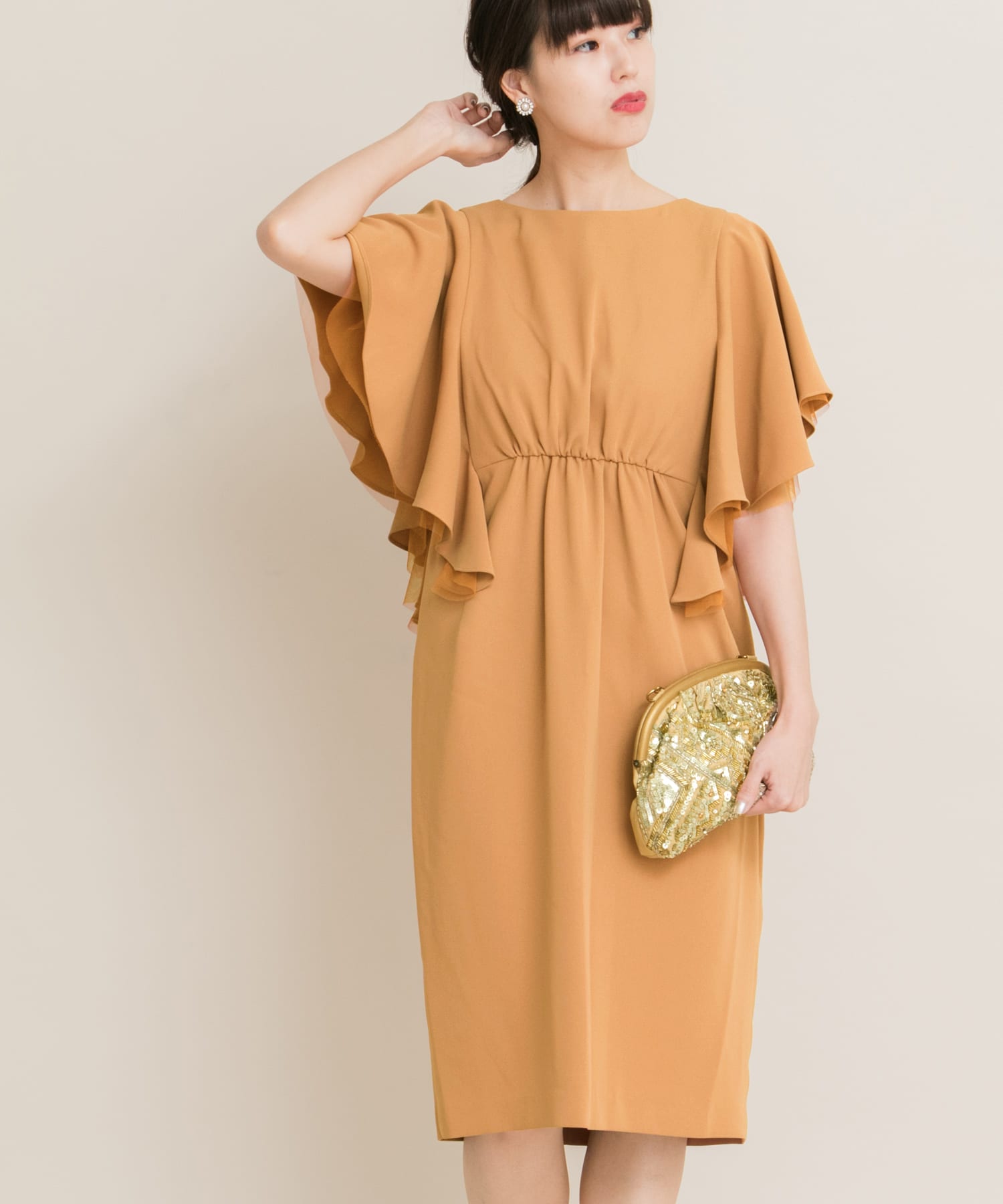 フレアースリーブドレス∴