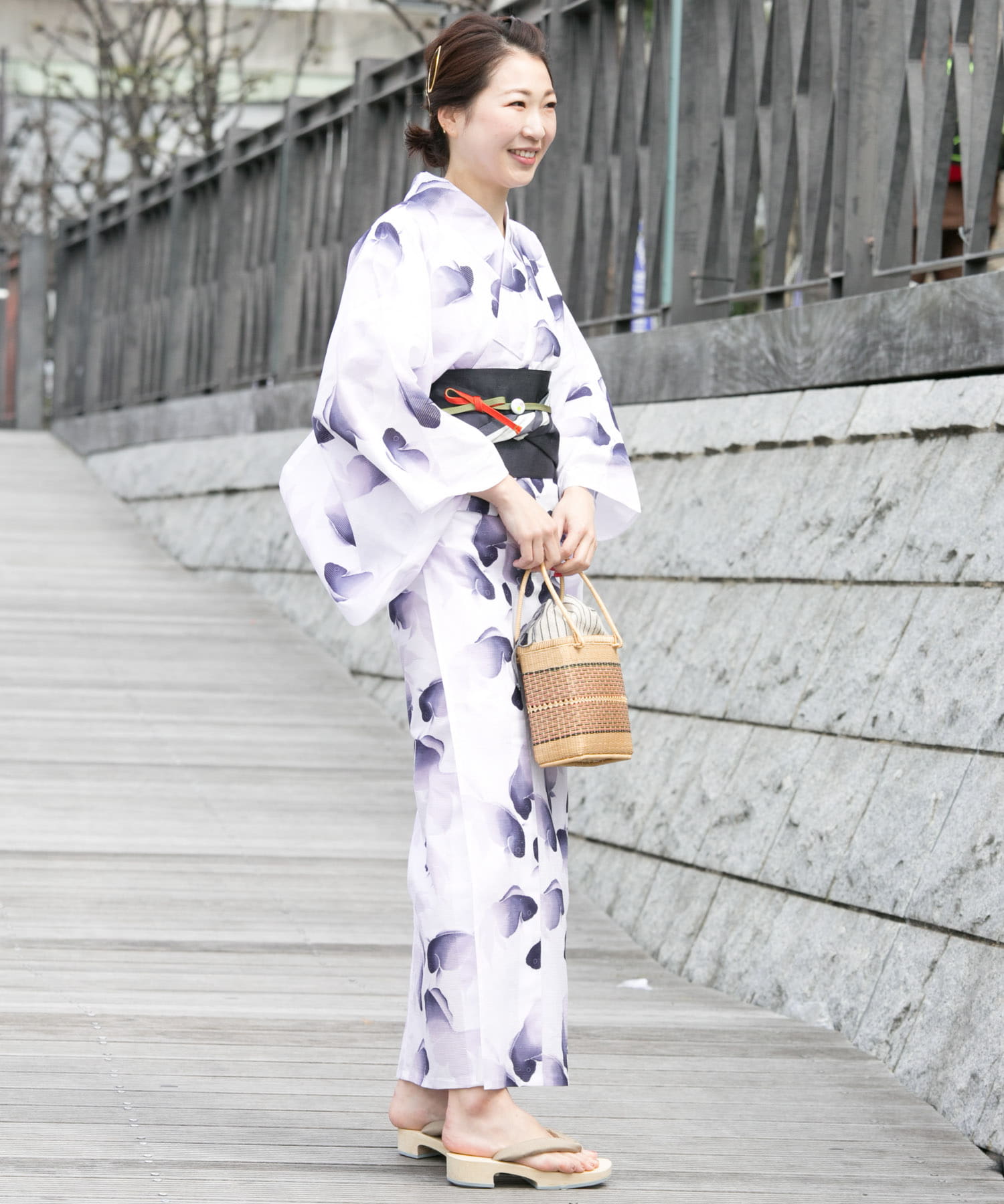呉服屋購入　希少柄　ツモリチサト　反物仕立て浴衣　金魚 呉服屋購入 希少柄 ツモリチサト 反物仕立て浴衣 金魚 - メルカリ