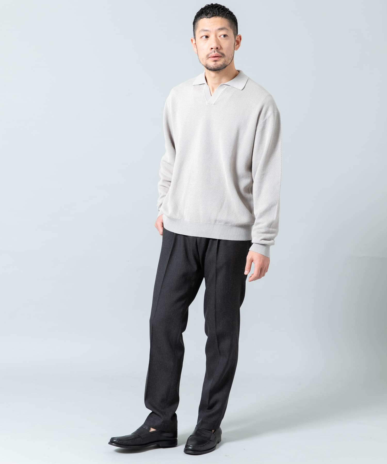 LIGHT GRAY