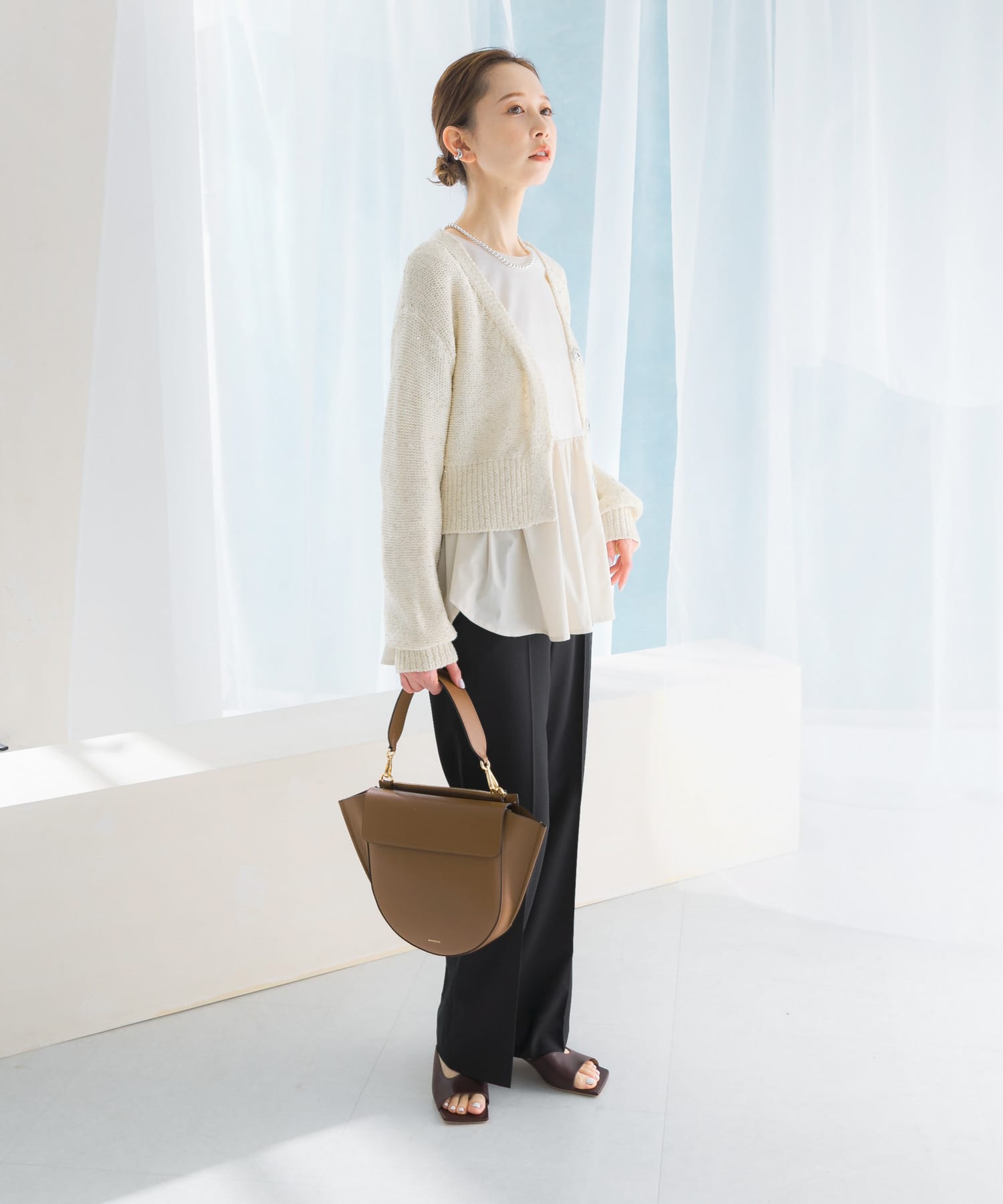 IVORY