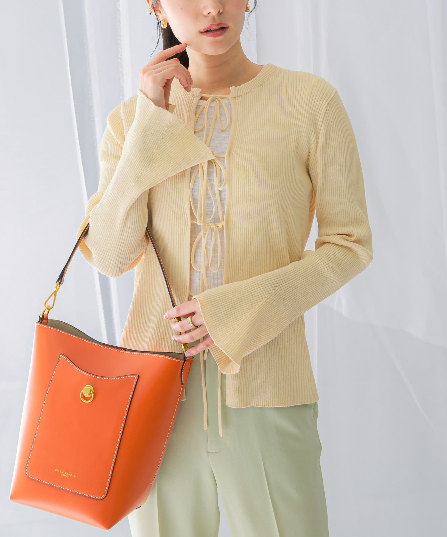 リボンデザインカーディガン