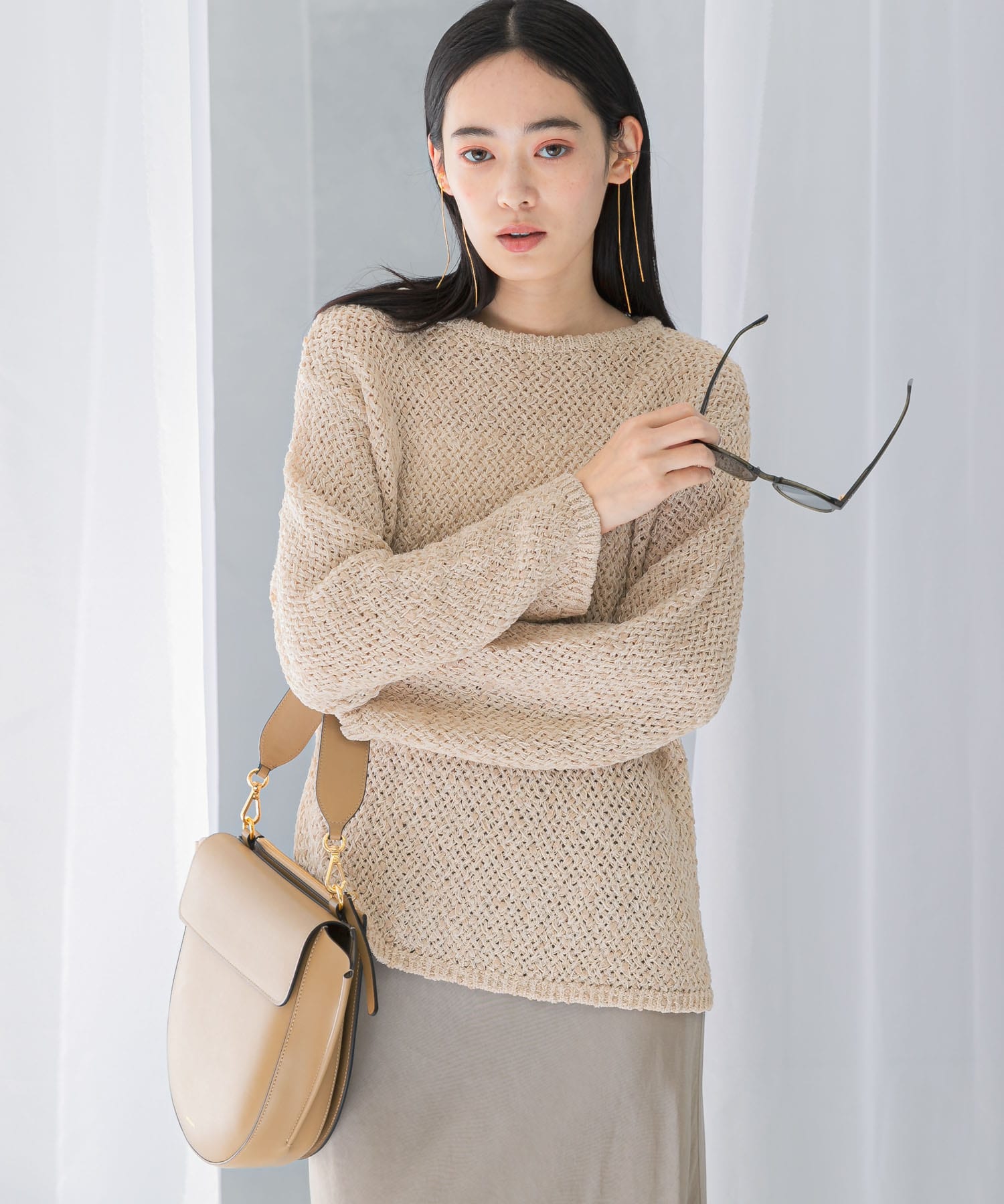beige