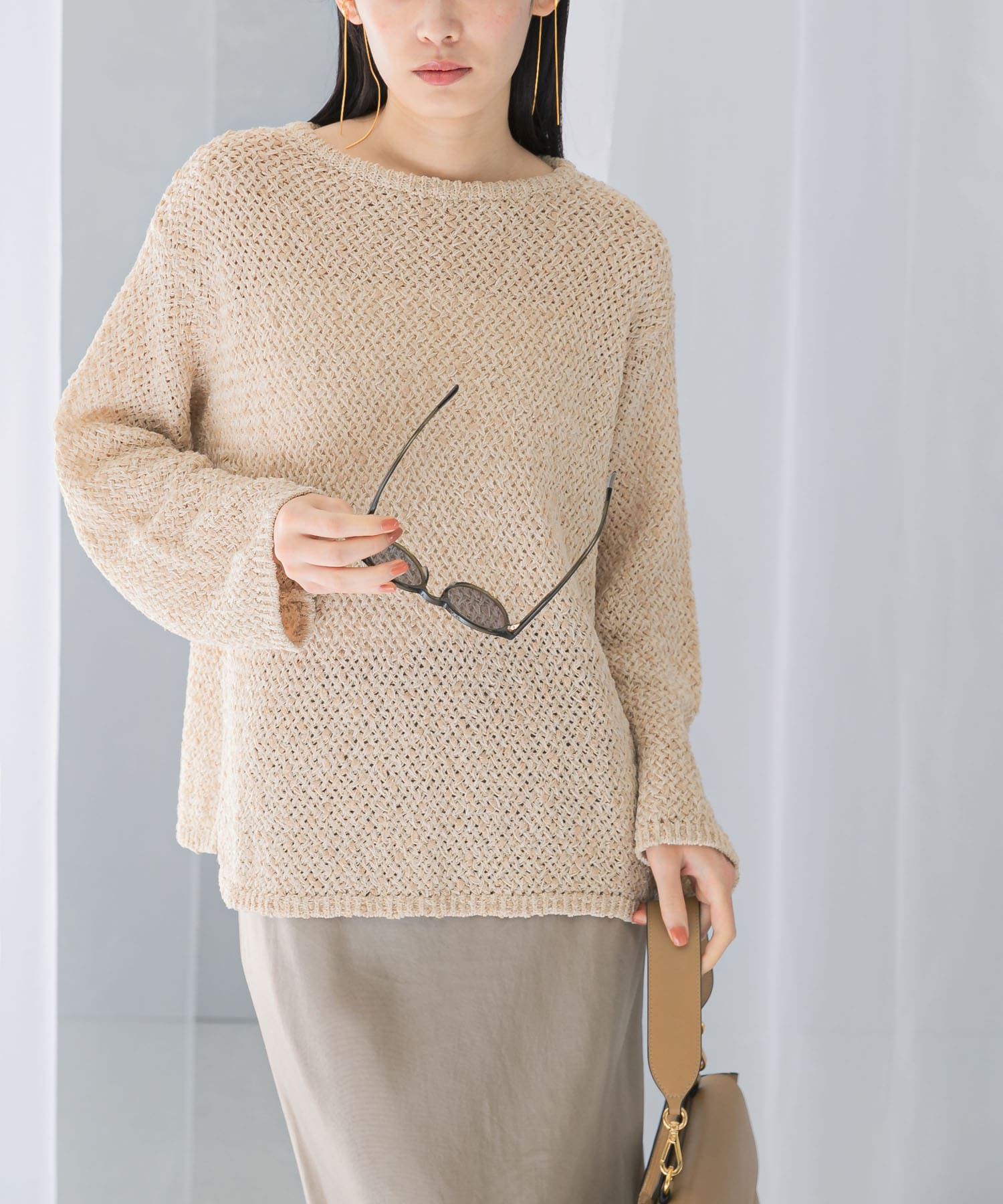 beige