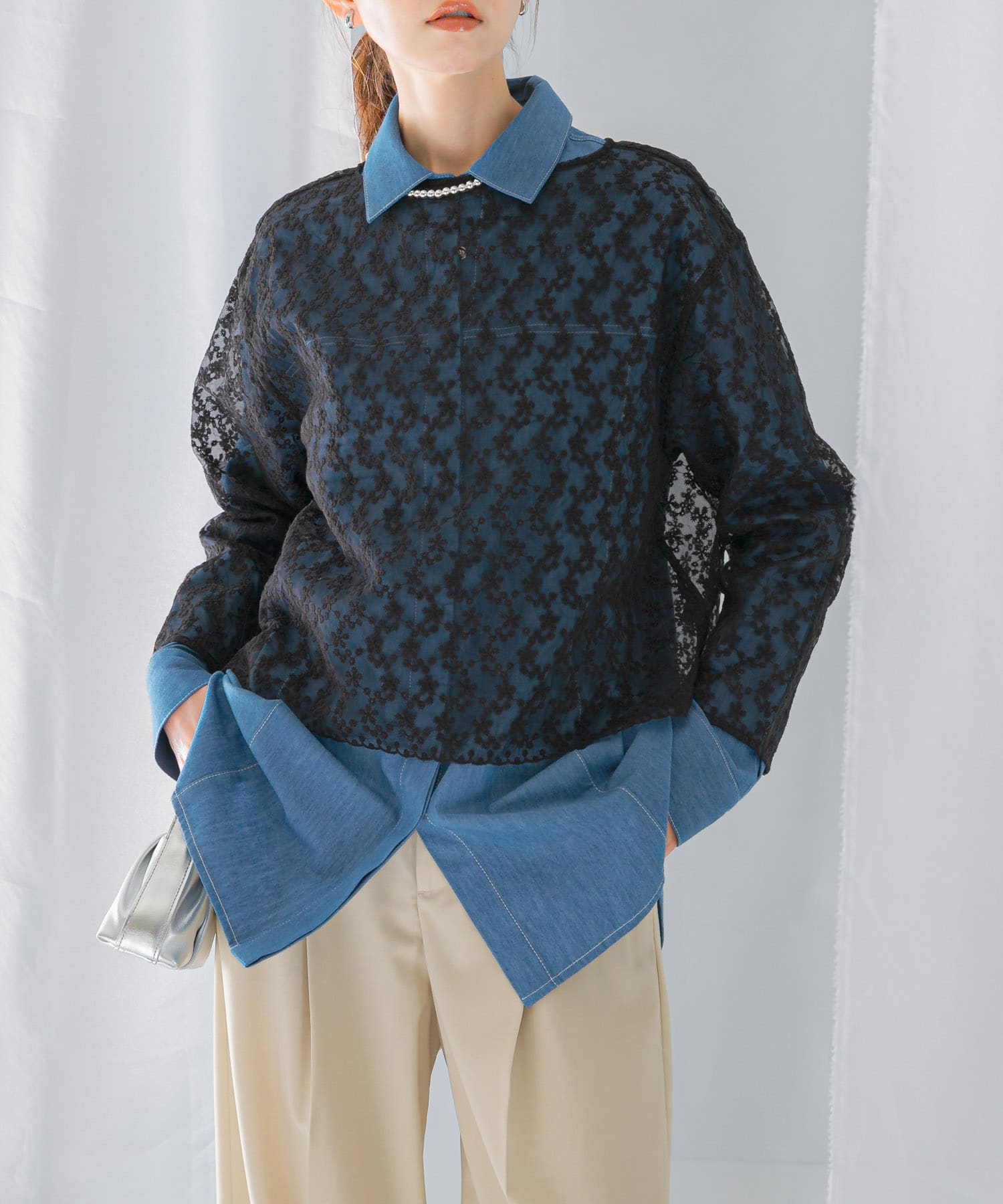 エンブロイダリーシアートップス