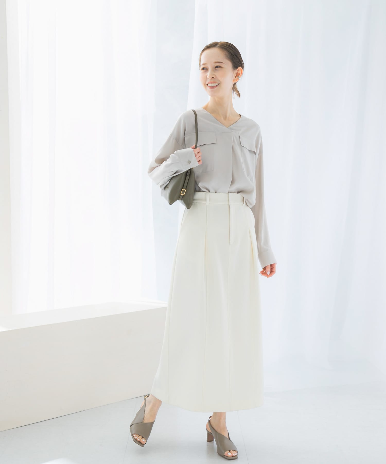L.BEIGE