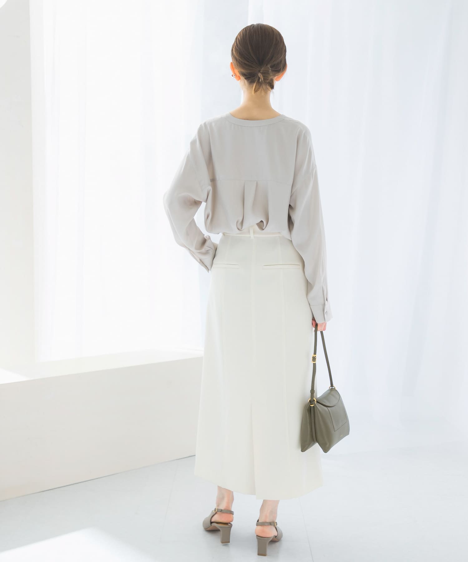 L.BEIGE
