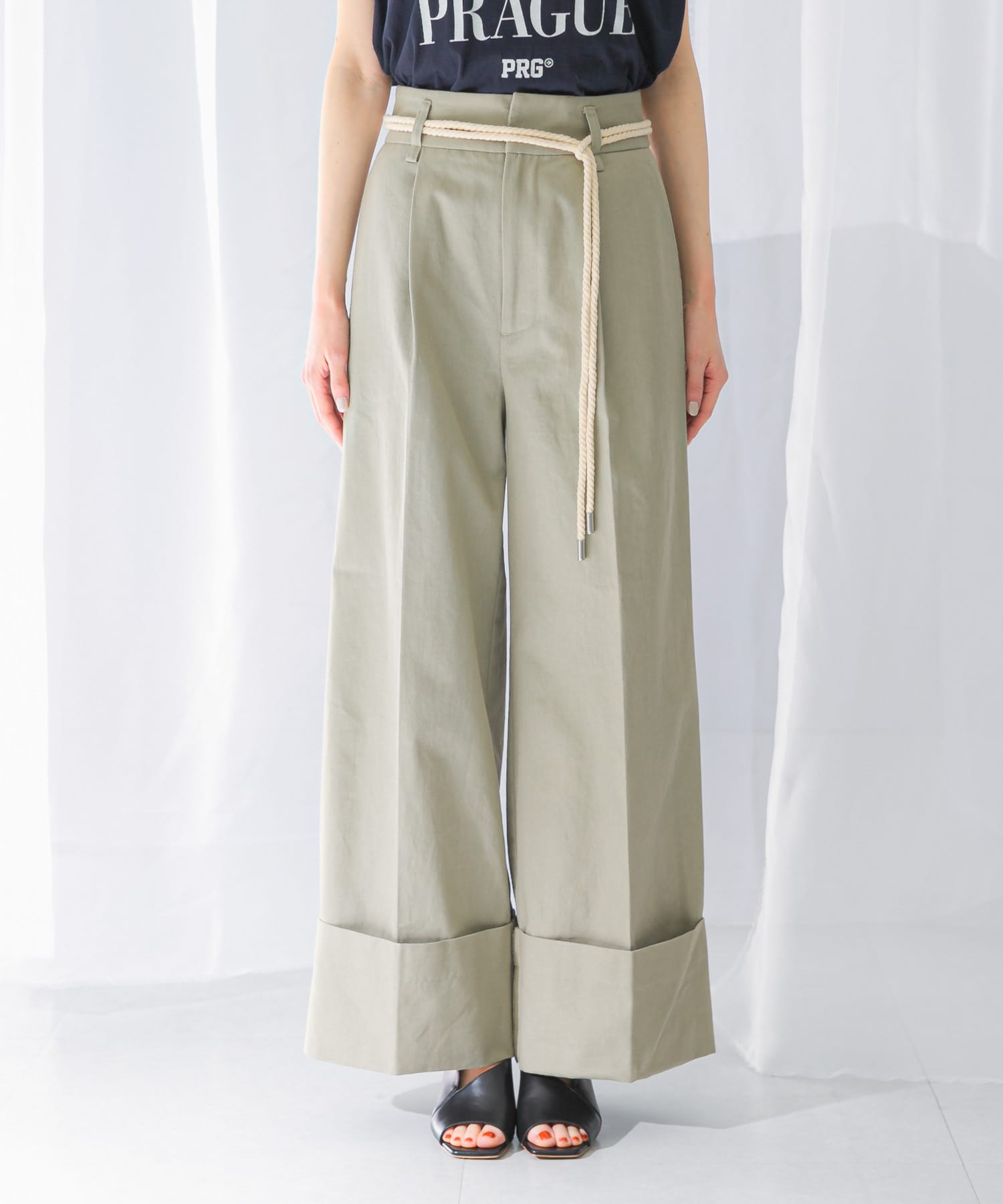 身長：165cm サイズ：38