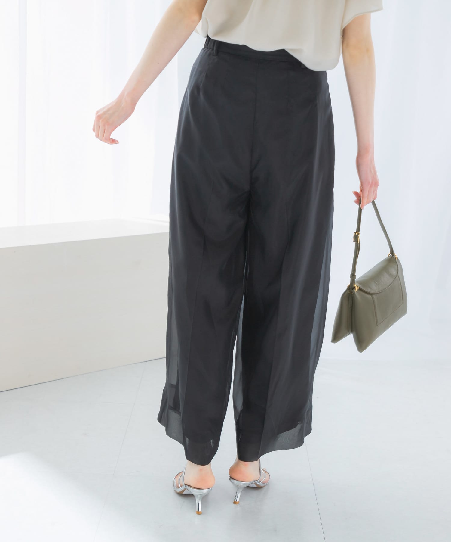 身長：165cm サイズ：38