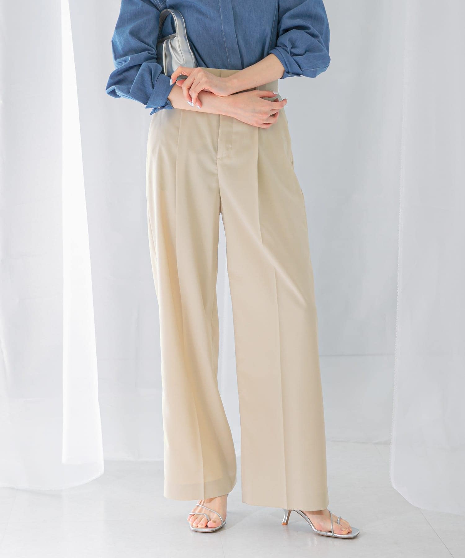 L/BEIGE