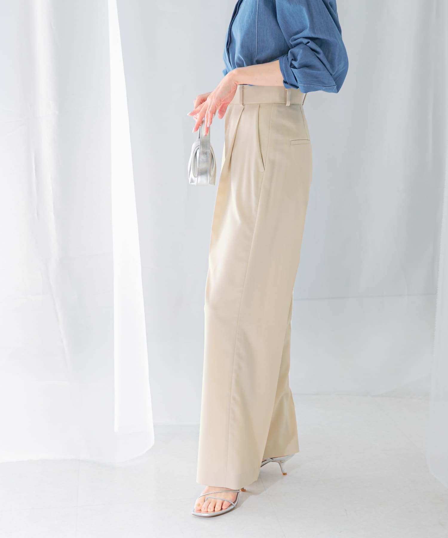 L/BEIGE